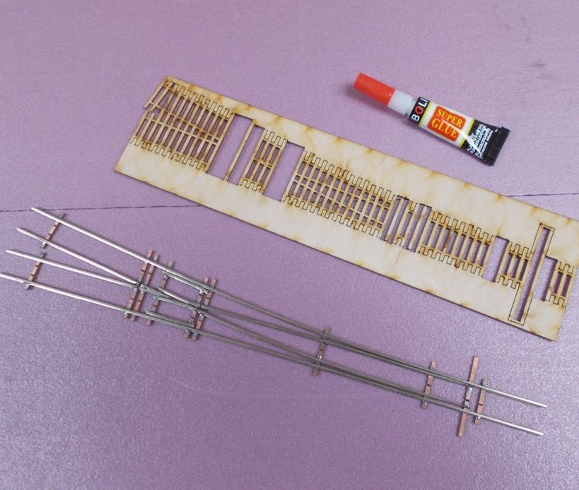 Code-55 straight turnout (intermediate)