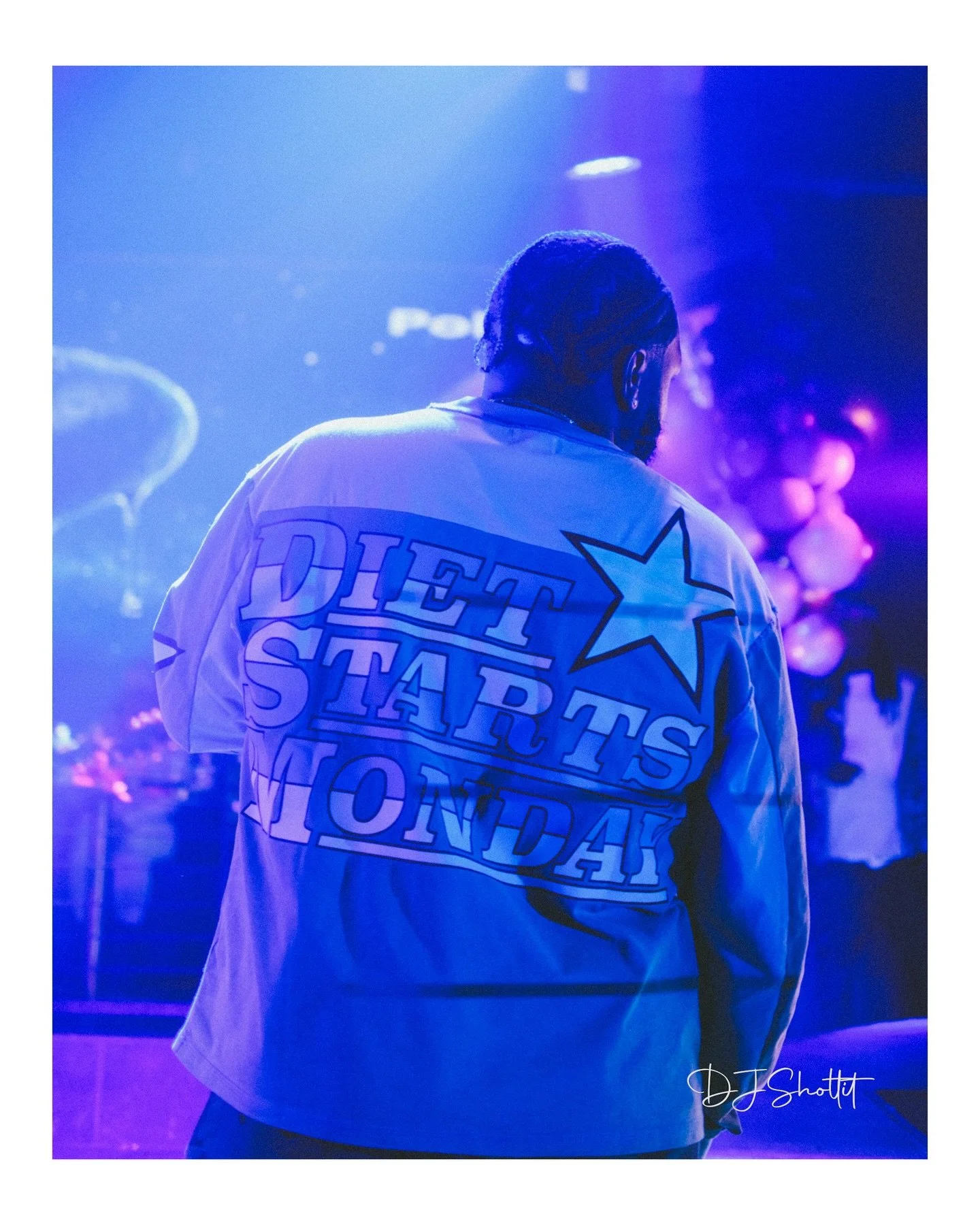 djshotitt_1766273704_3792101137483707752_8254528624.jpg