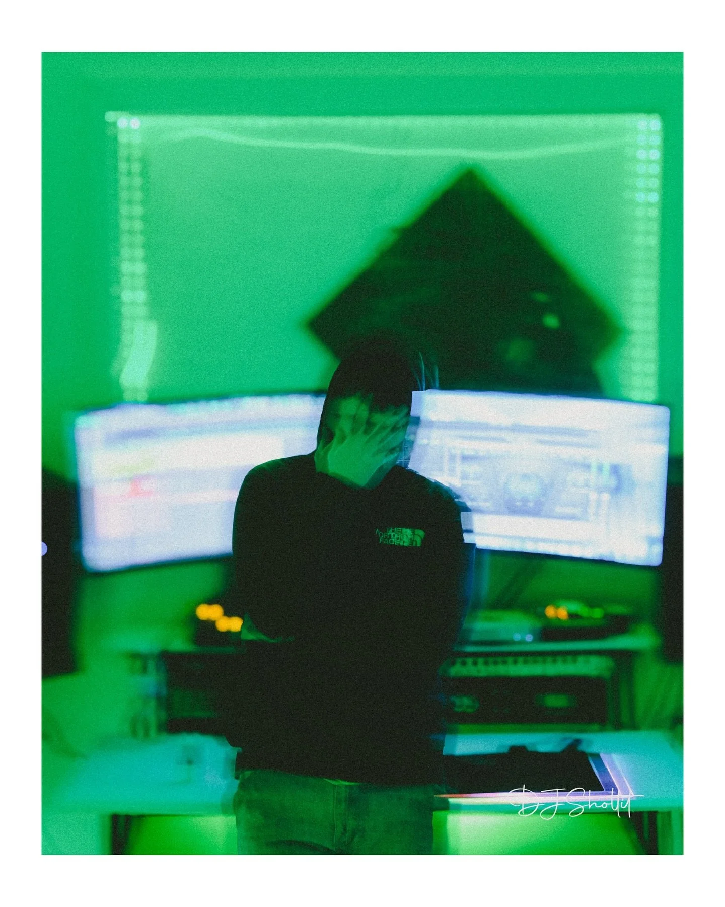 djshotitt_1773179940_3850032850213697073_8254528624.jpg