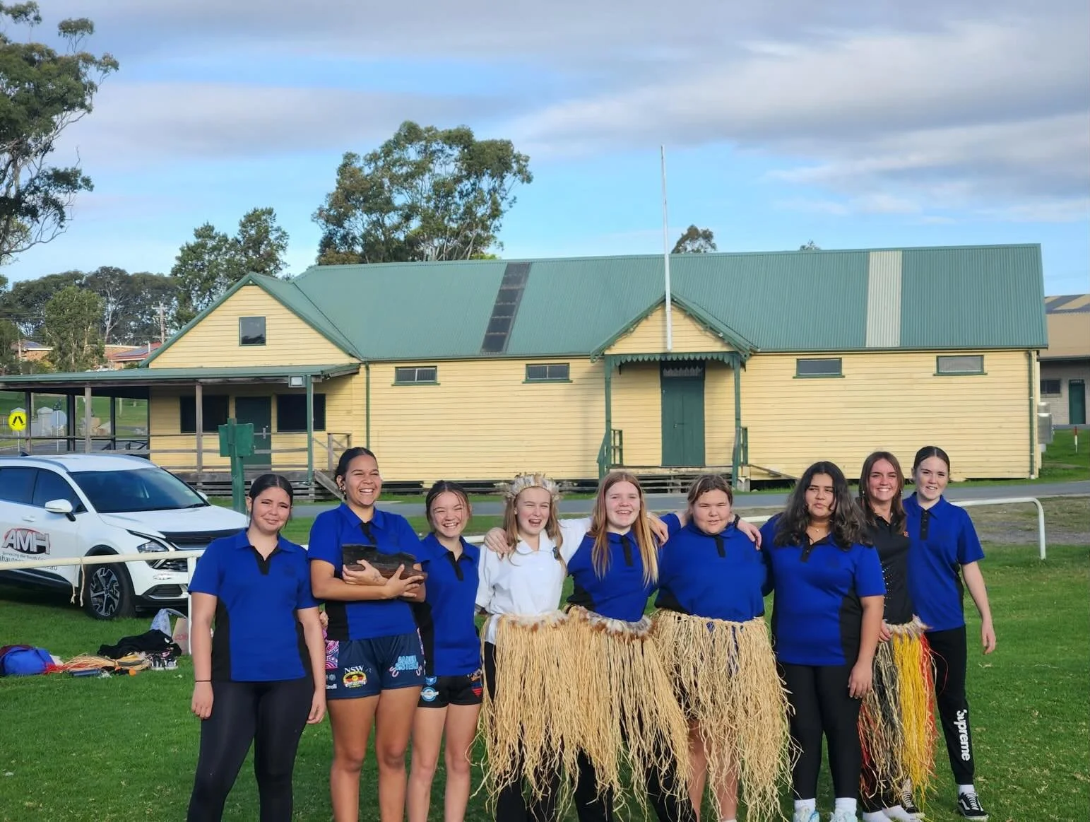 Today we had the privilege of dancing at the foot of our mother mountain for the 20th year anniversary of the handback of gulaga mountain and biamanga mountain with the amazing milumba djinggi dancers from Moruya High School Stars 🥰 these amazing, s