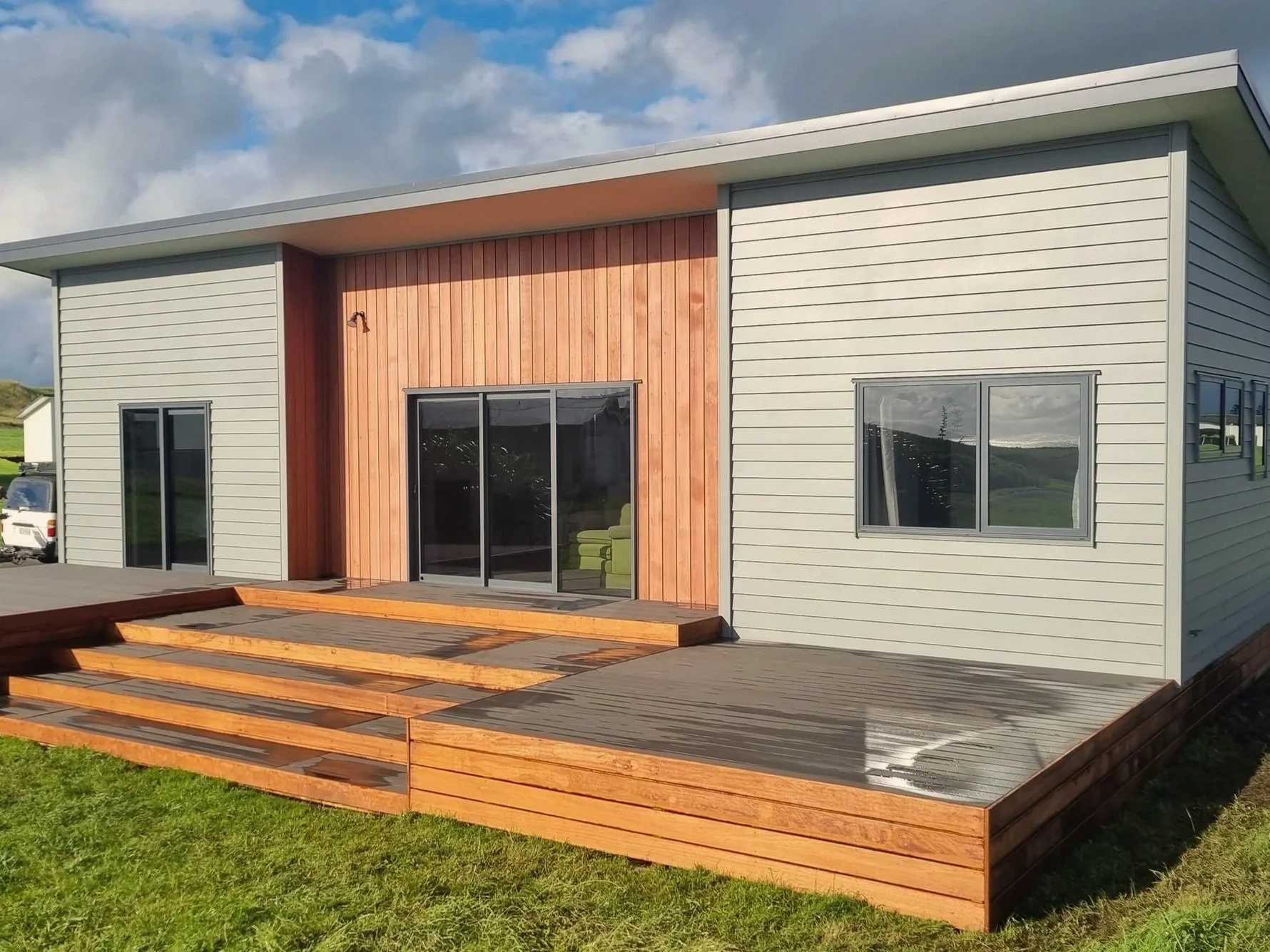 Whanganui deck building