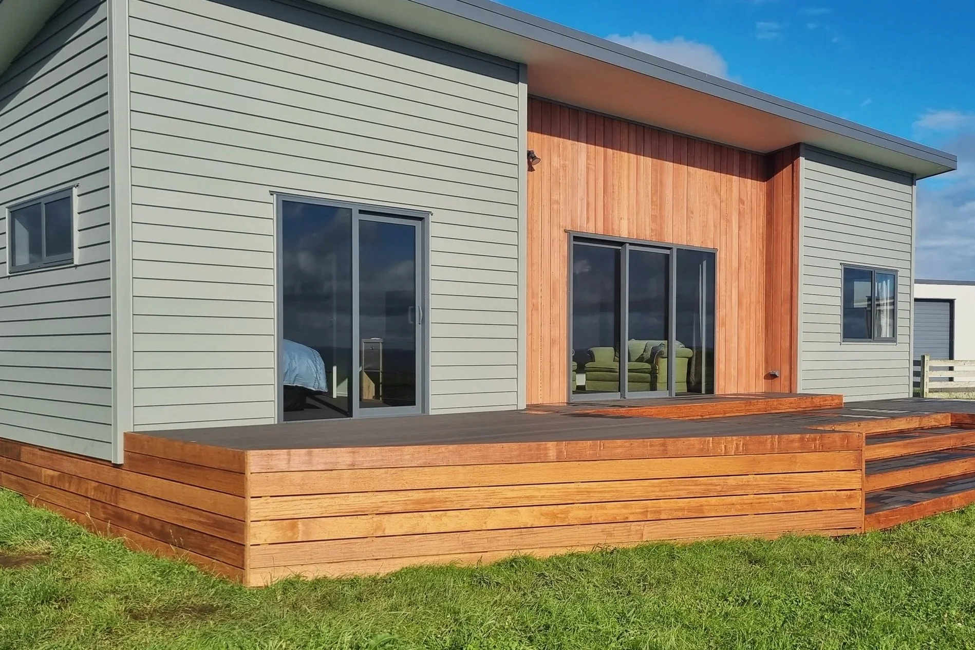 Whanganui deck building