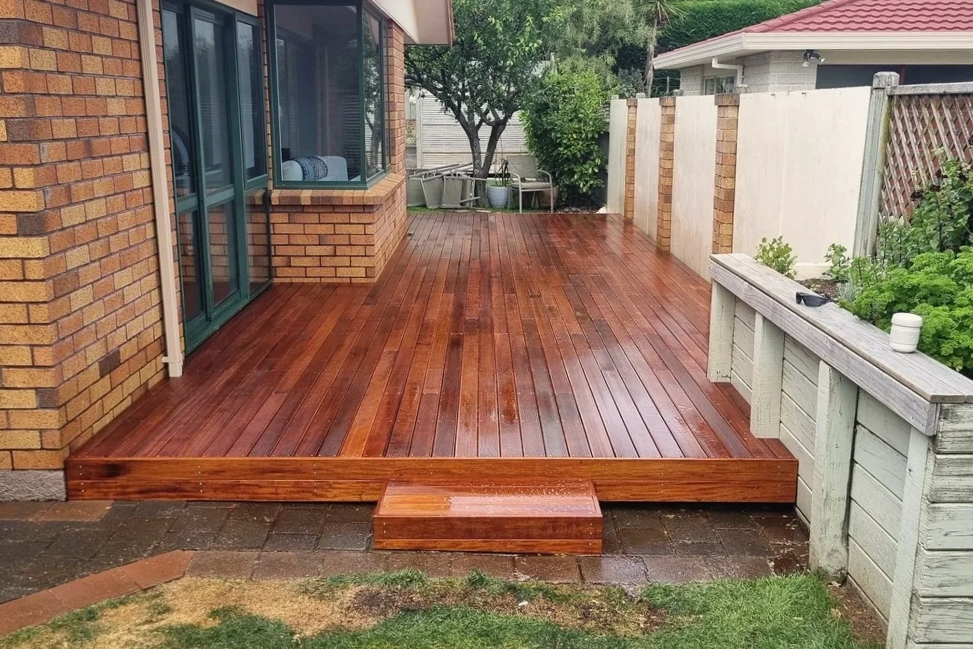 Whanganui deck building
