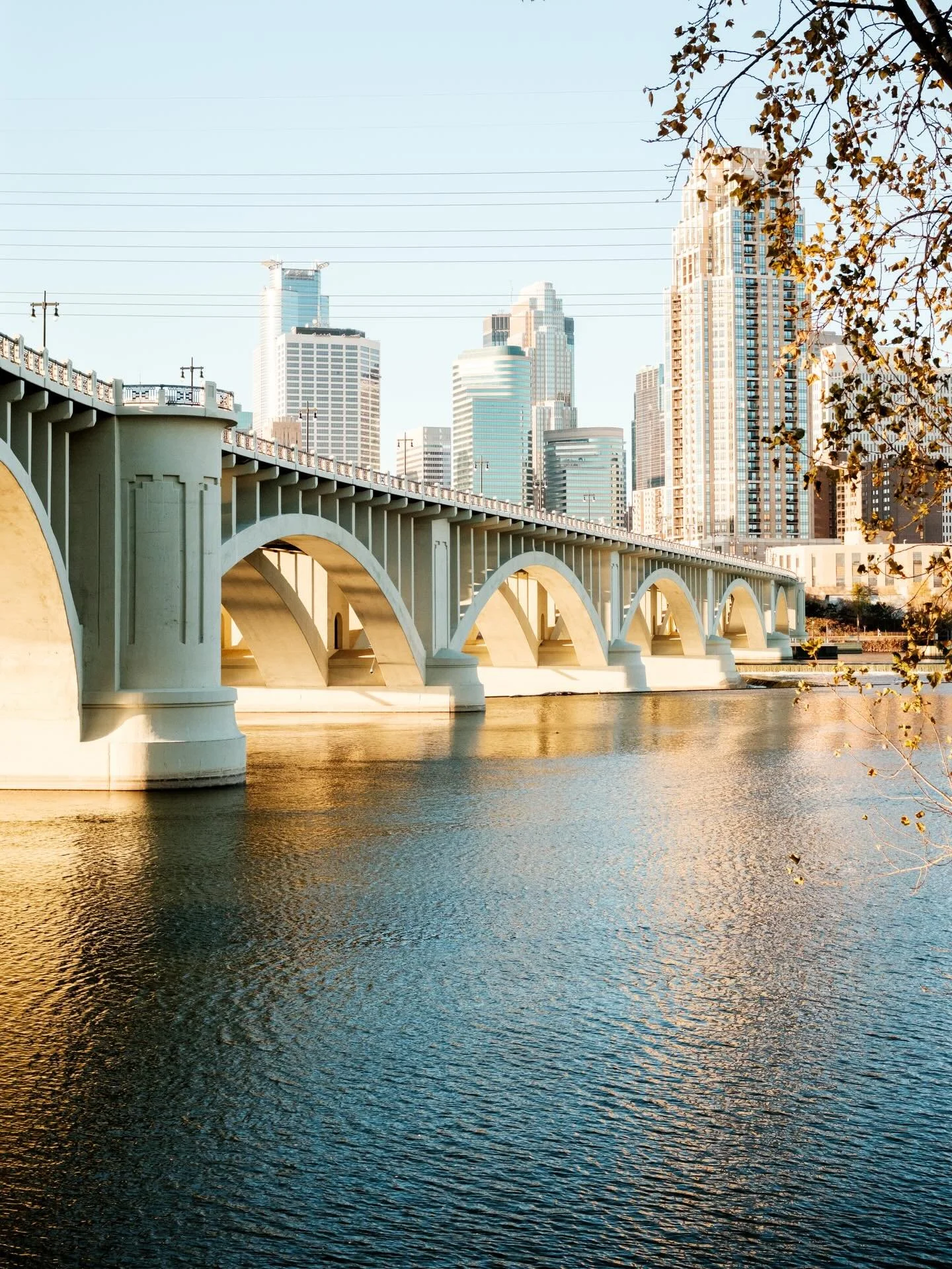 Some film like vibes. Shot on digital with my Fuji X-E5. 

#fujifilm #fujixlovers #minneapolis #photography #filmrecipes #fuji