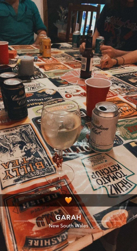Abschiedsdrinks bei Serena und Moa in Garah bevor sie abgereist sind