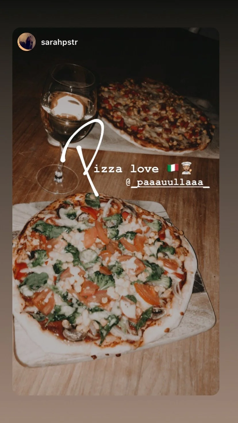 Sarah und ich werden einfach Pizzabäcker