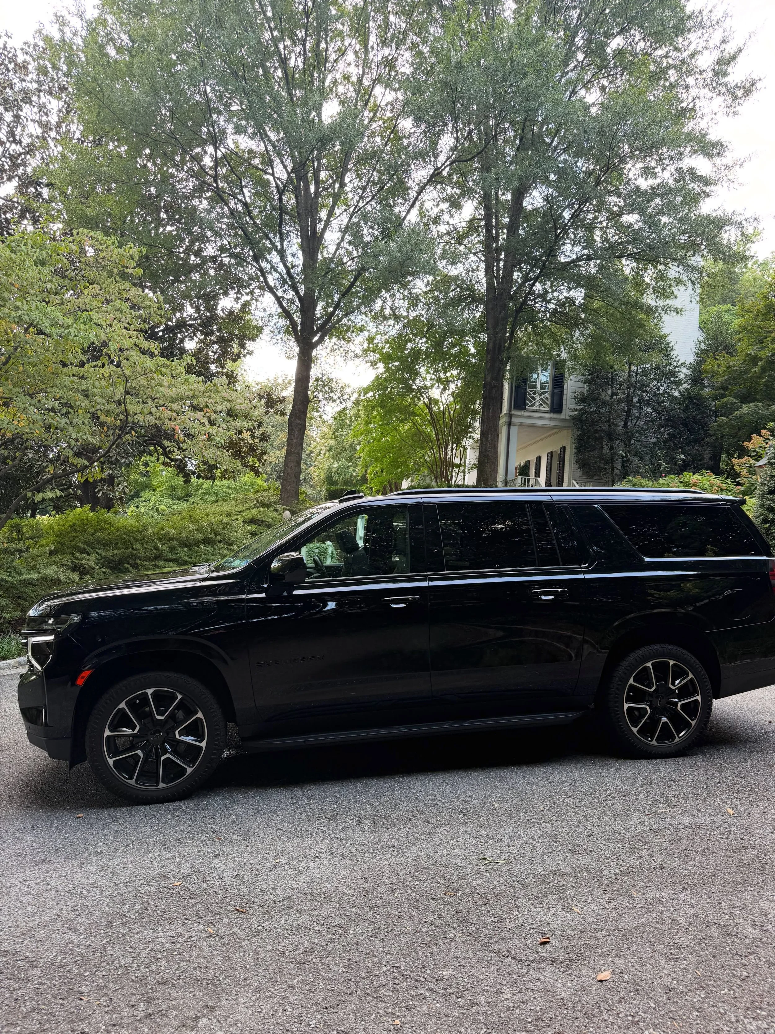 Early arrivals, smooth rides. 

Arriving in Alexandria, VA, 15 minutes ahead of schedule to ensure a seamless trip to Dulles Airport (IAD). When it comes to executive travel, punctuality isn&rsquo;t just a promise it&rsquo;s our standard.

Always on 