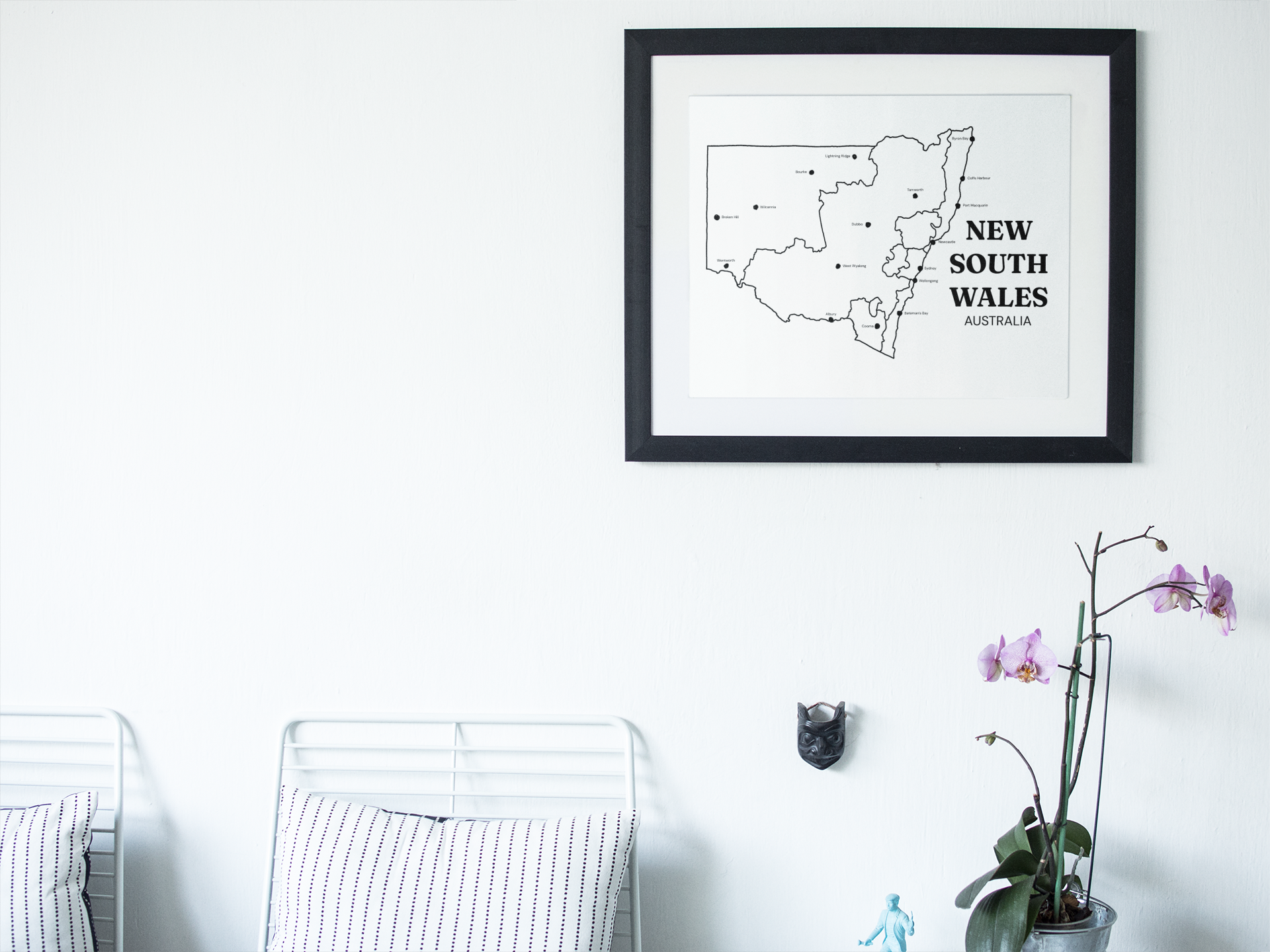 large framed. ..png