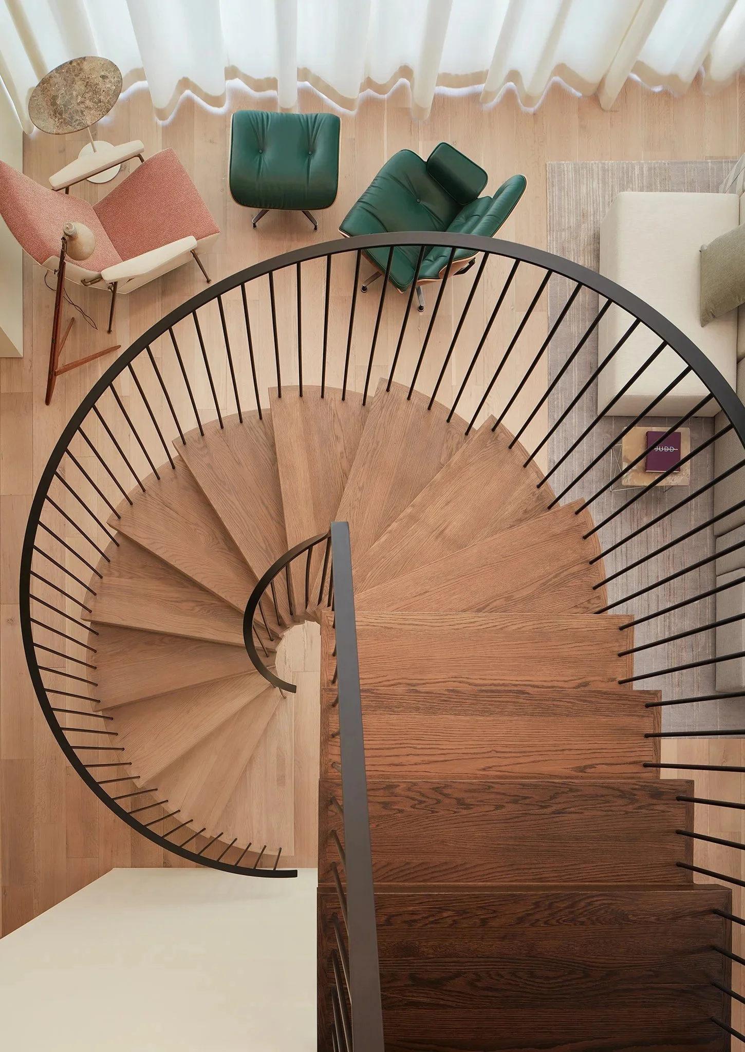 An image of 201 w grand | Stratum Builders