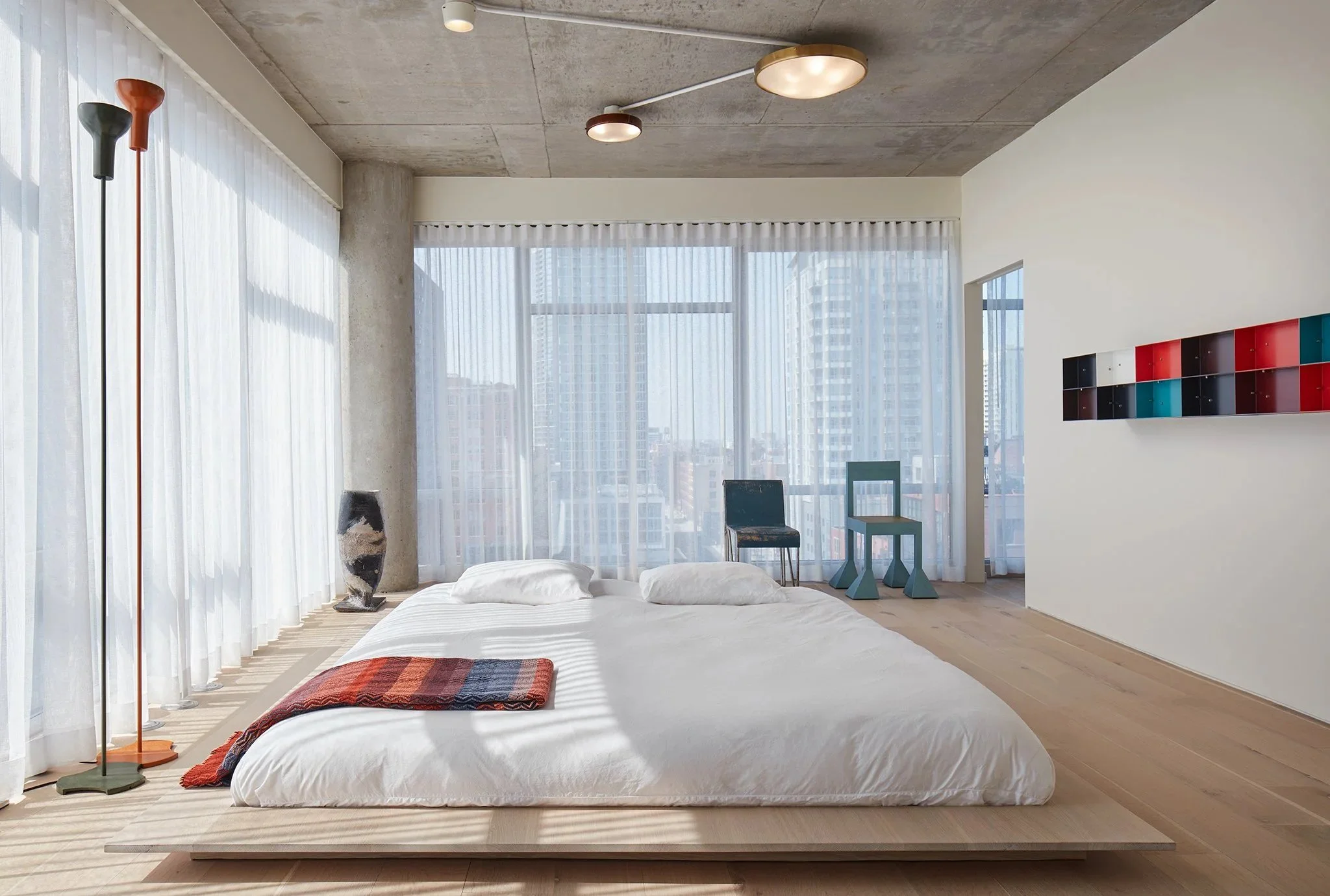 An image of 201 w grand | Stratum Builders