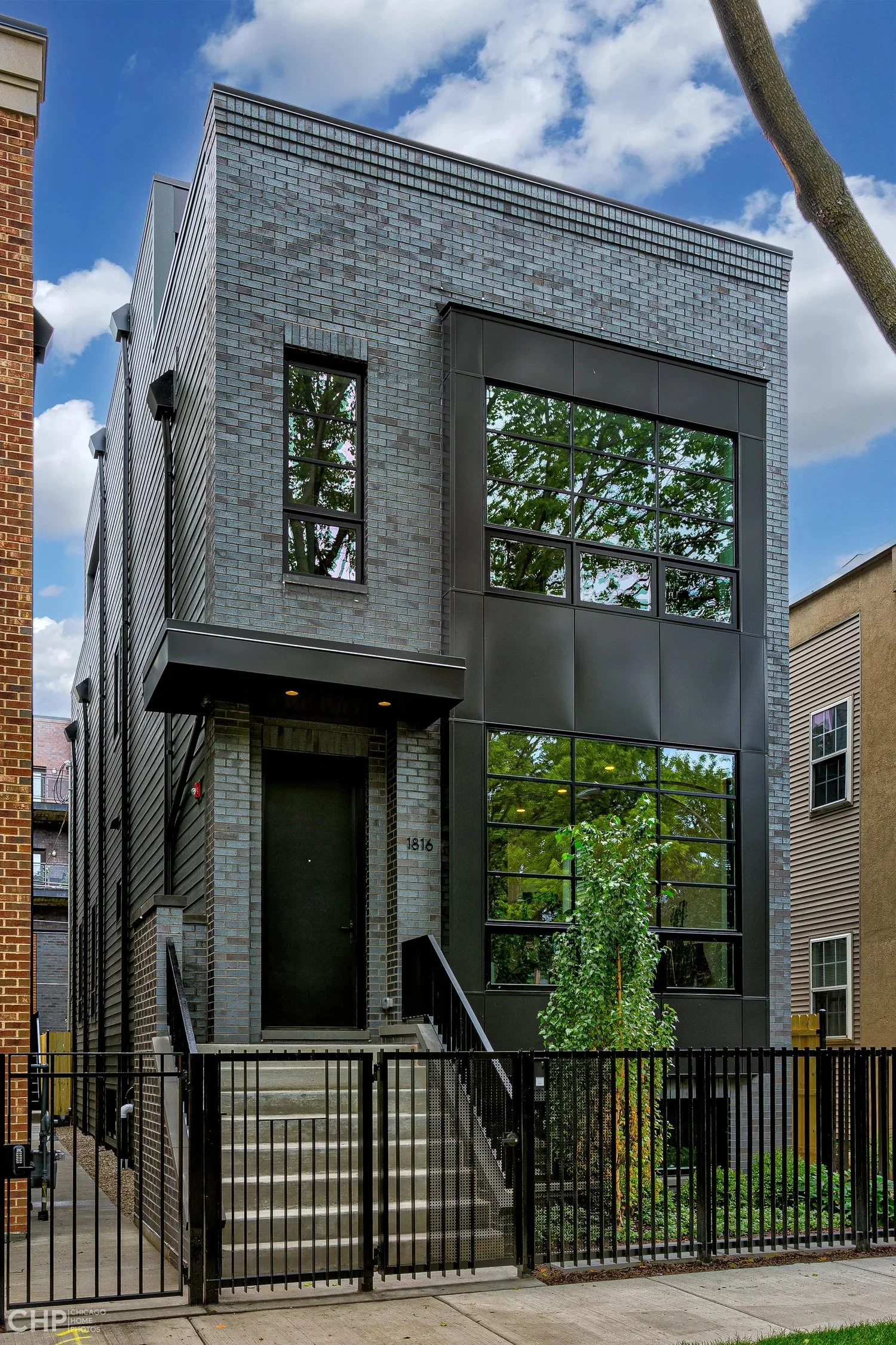 An image of 1816 n wilmot | Stratum Builders
