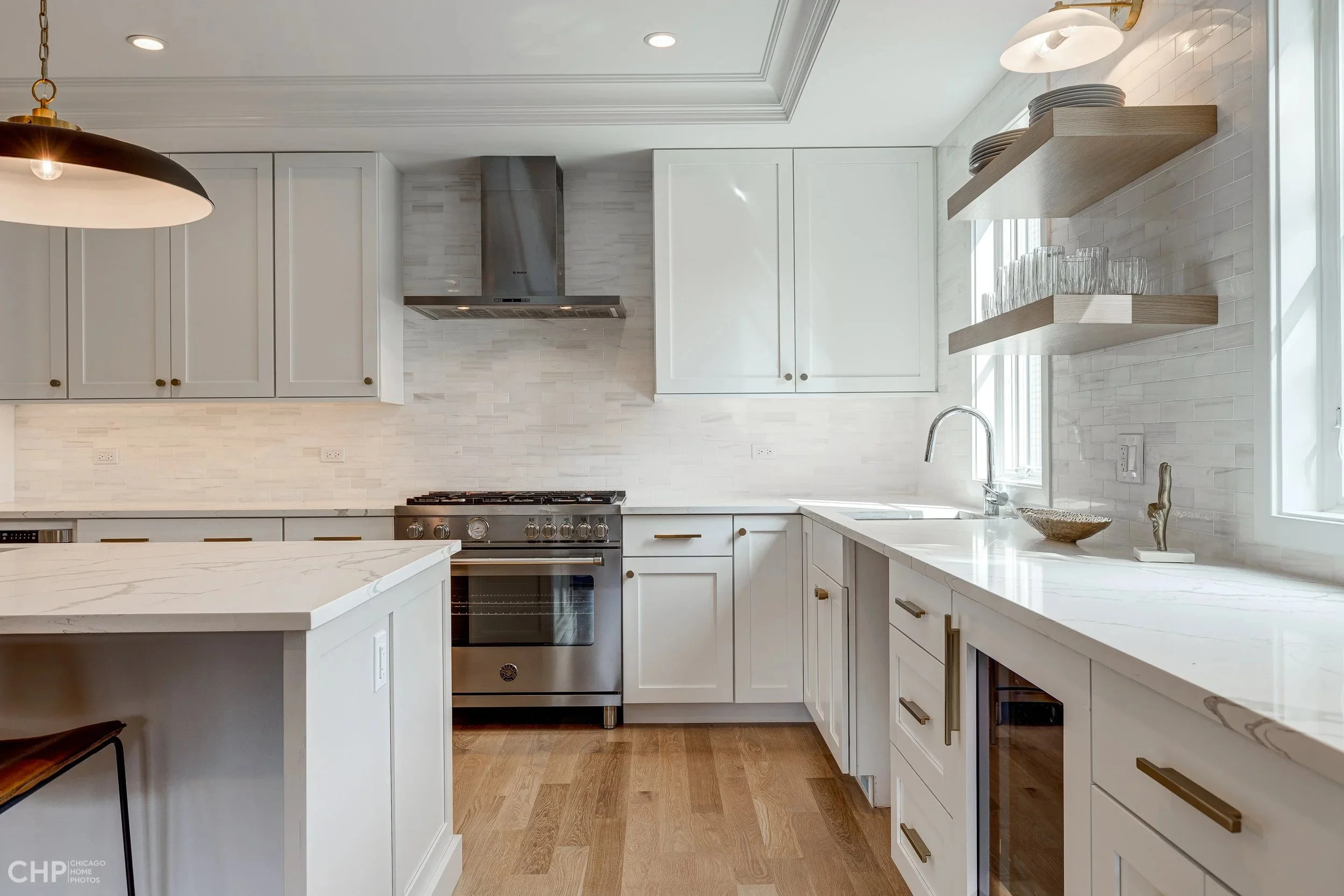 An image of 3718 n kildare | Stratum Builders