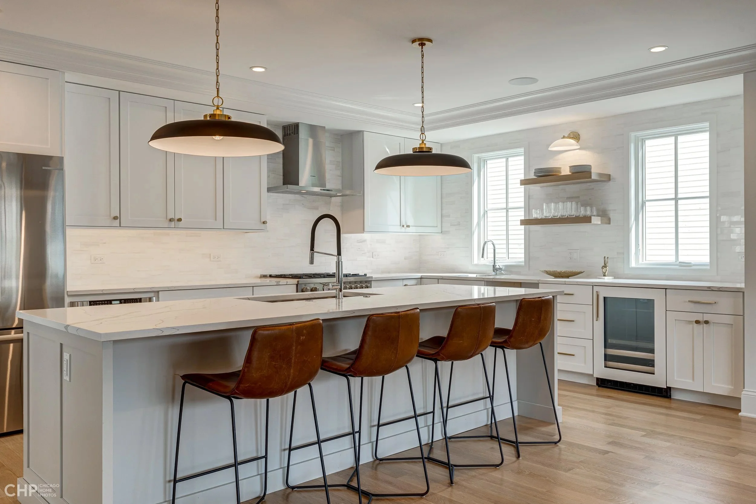 An image of 3718 n kildare | Stratum Builders