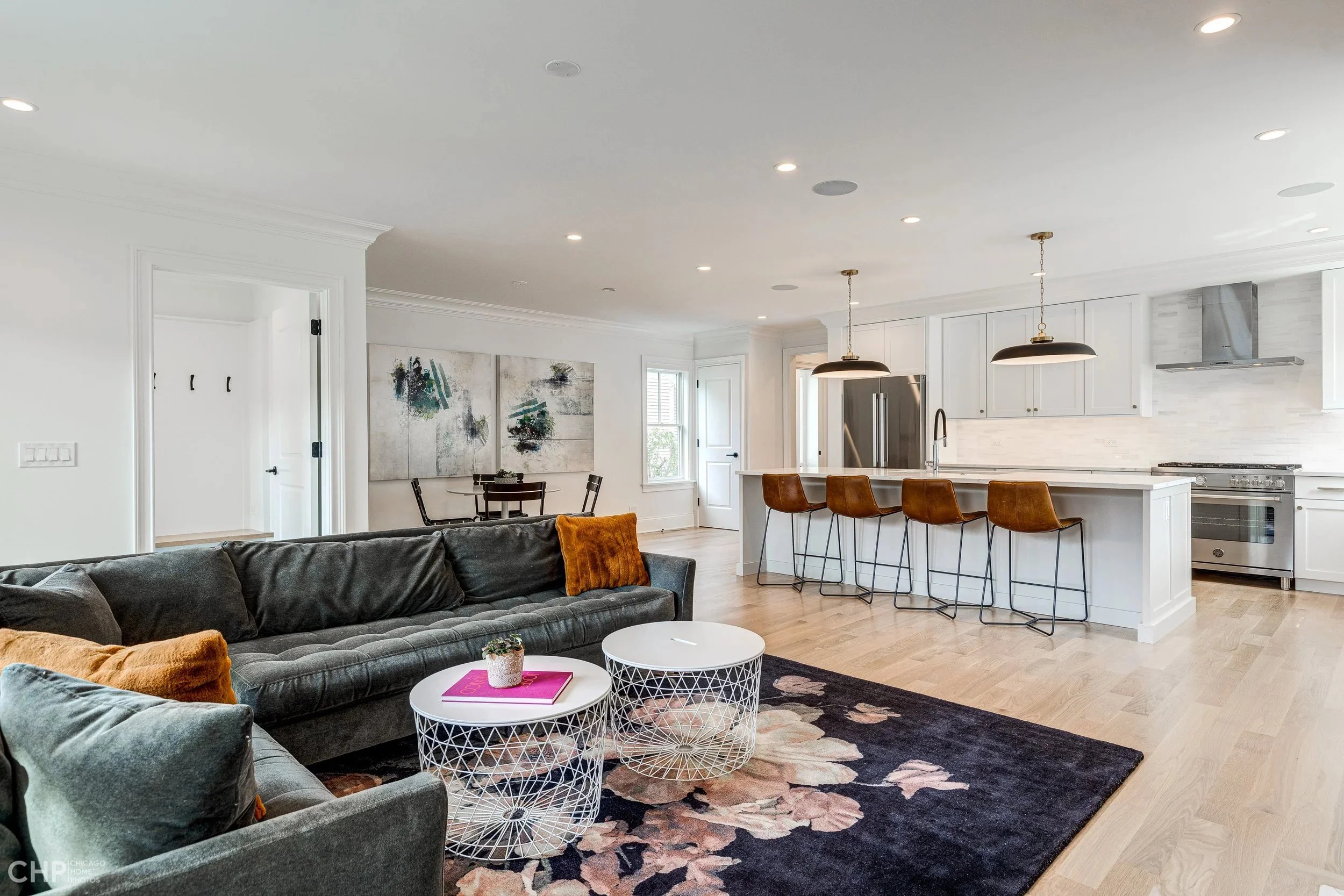 An image of 3718 n kildare | Stratum Builders