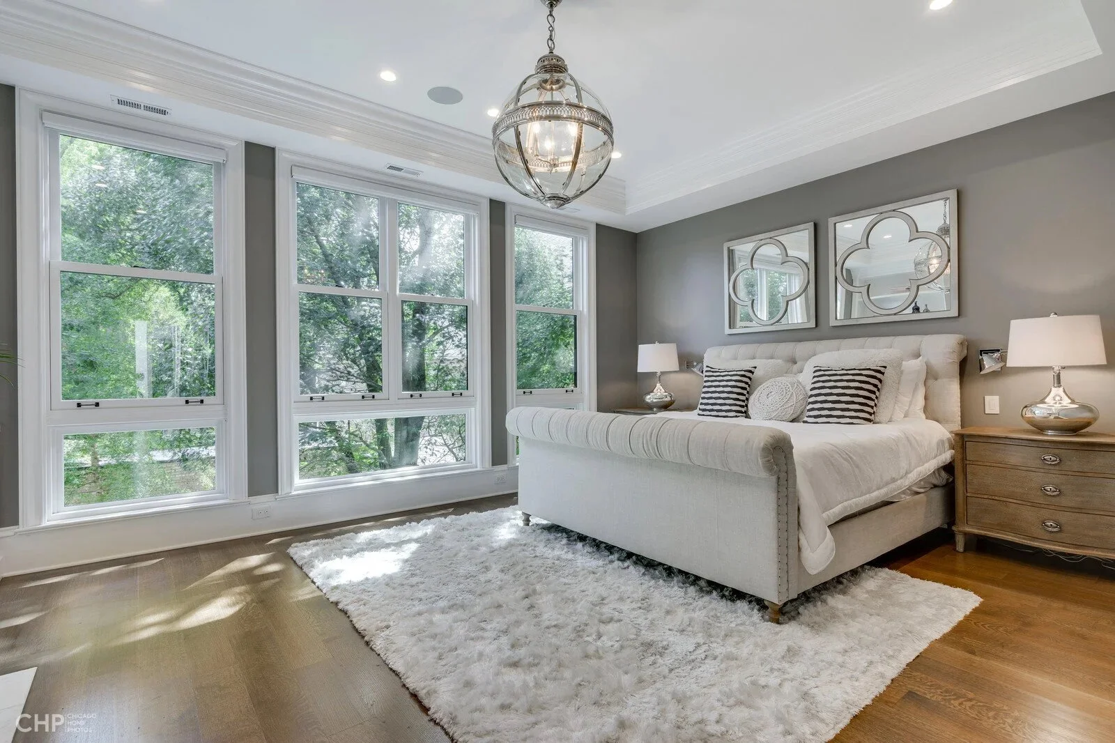 An image of 2051 w evergreen | Stratum Builders