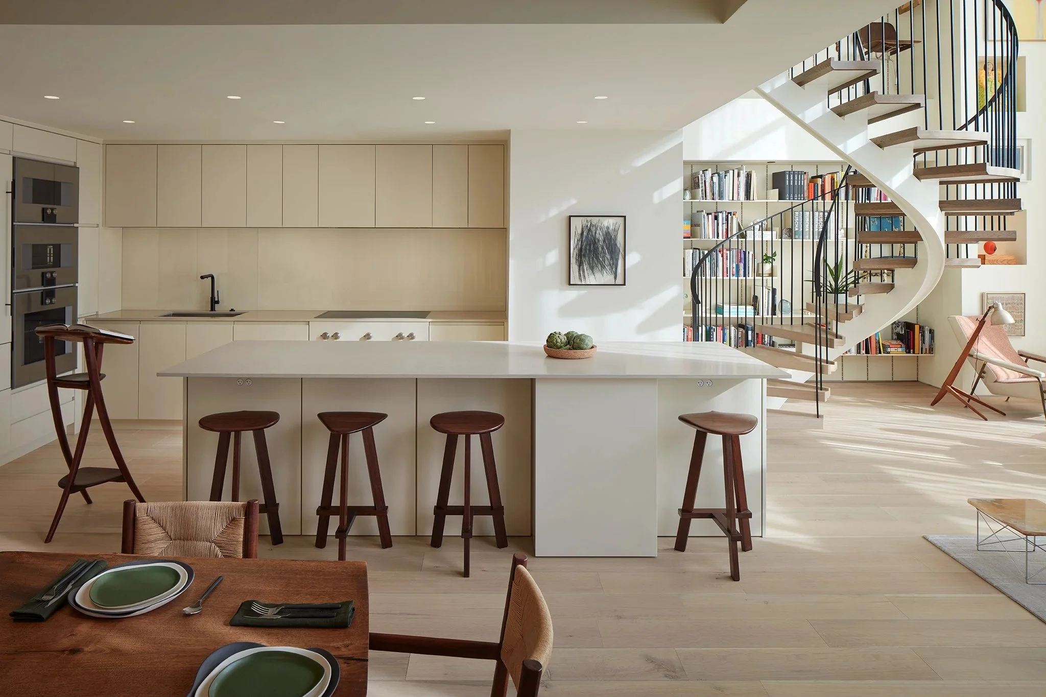 An image of 201 w grand | Stratum Builders