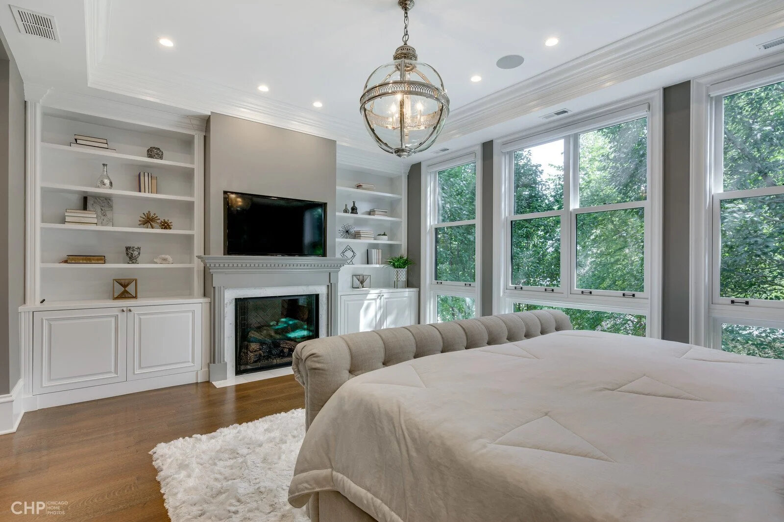 An image of 2051 w evergreen | Stratum Builders