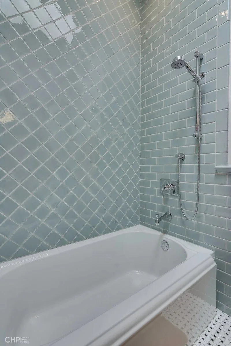 An image of 2051 w evergreen | Stratum Builders