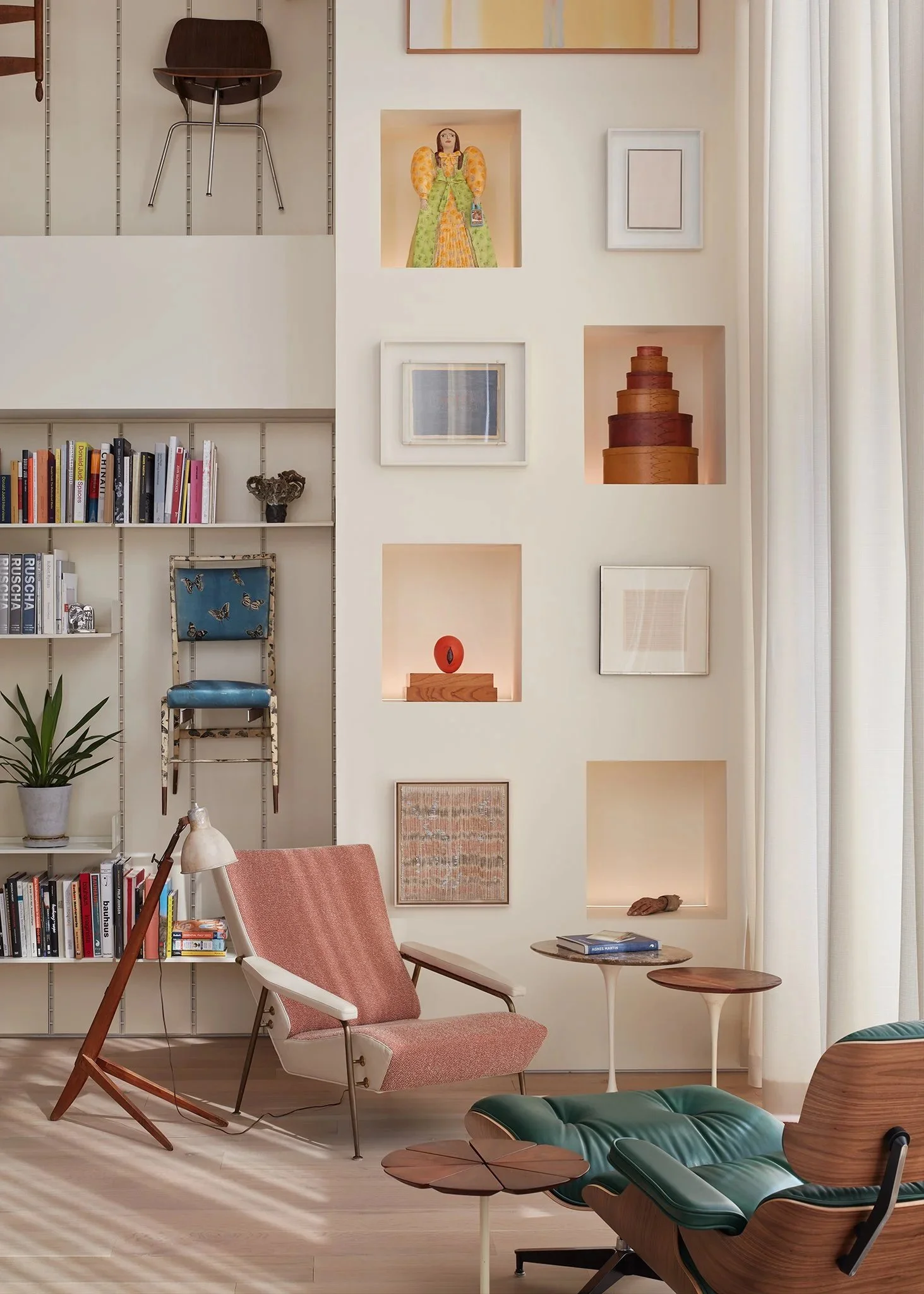 An image of 201 w grand | Stratum Builders