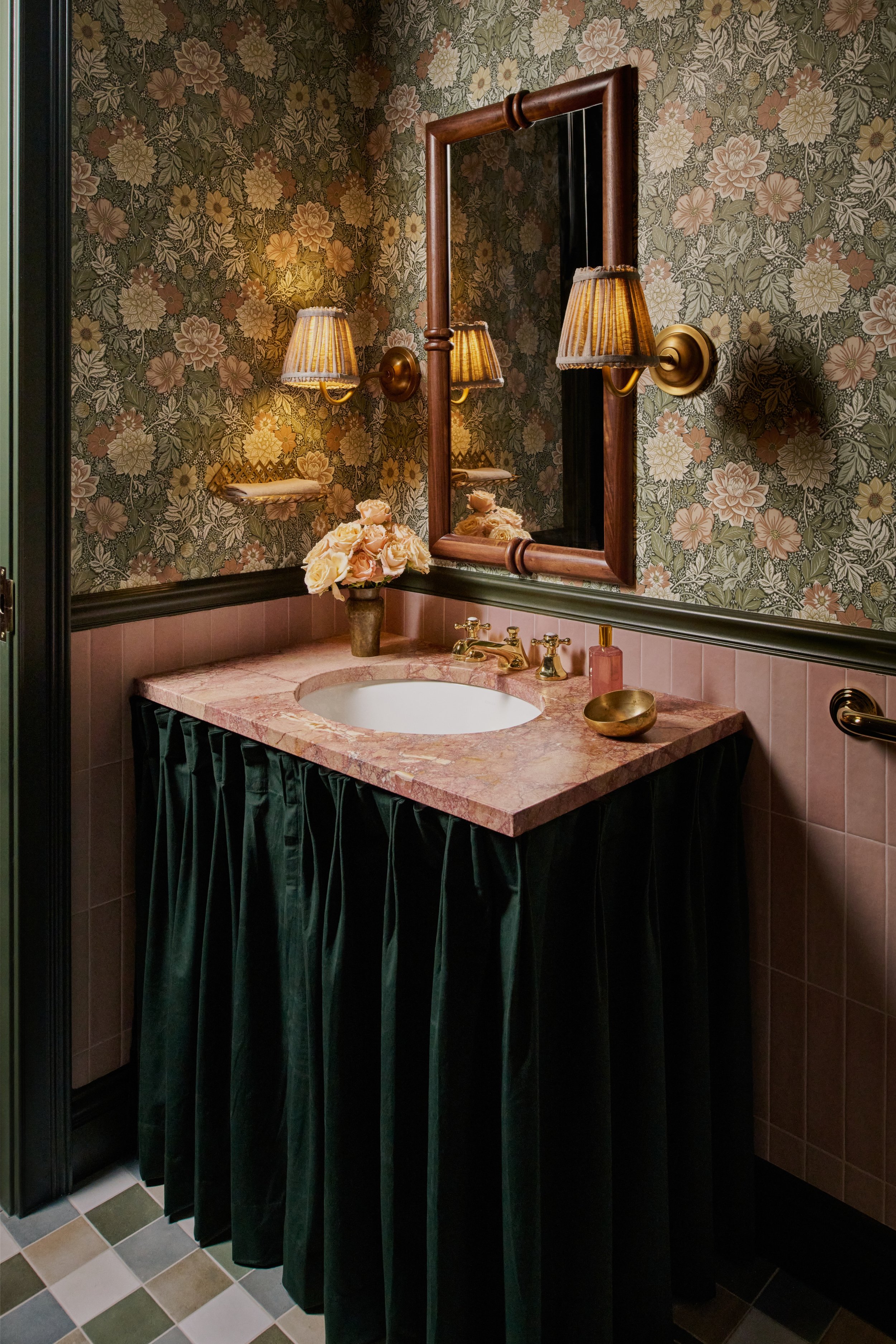 An image of Fitz Aesthetic Club | Stratum Builders