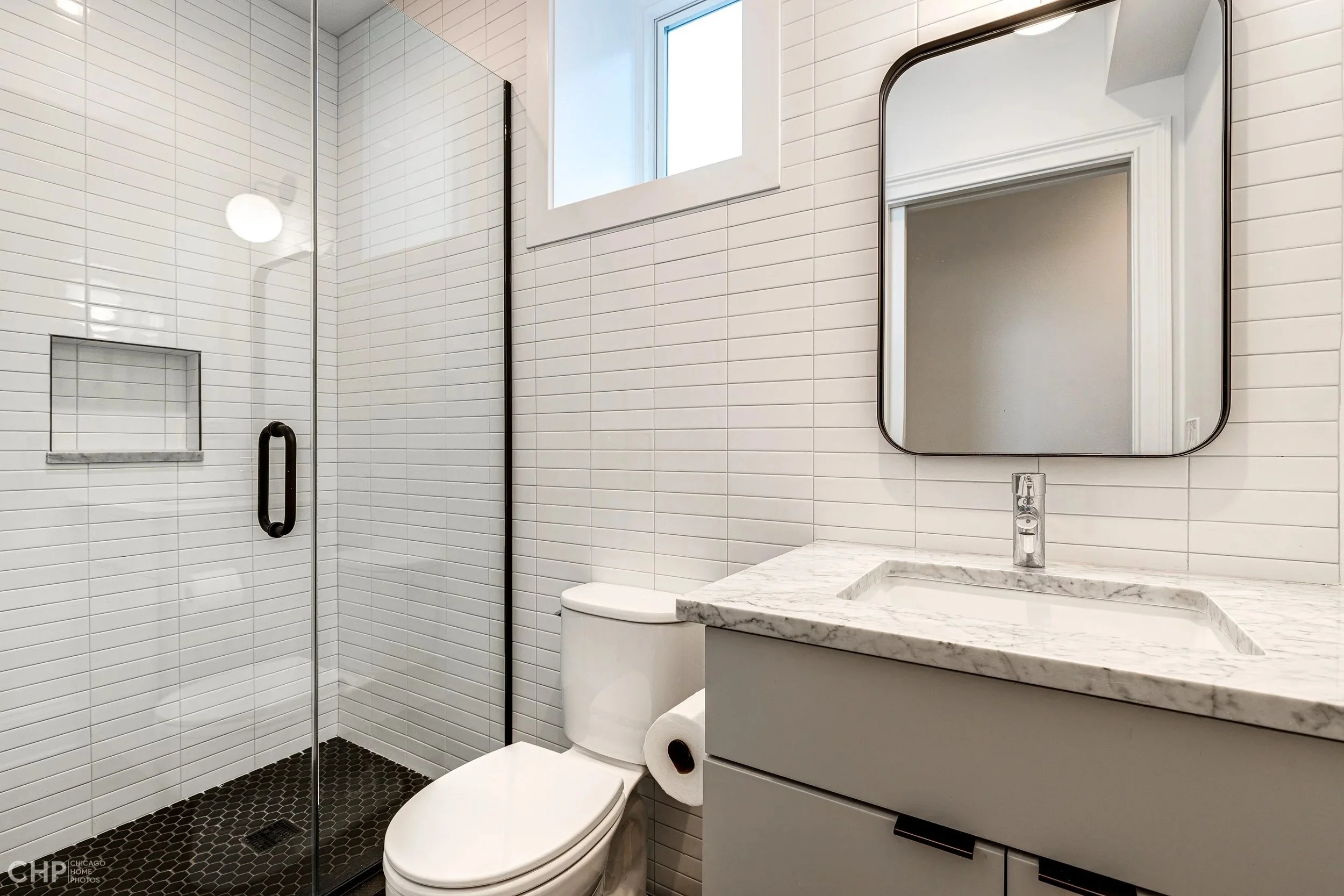 An image of 3718 n kildare | Stratum Builders
