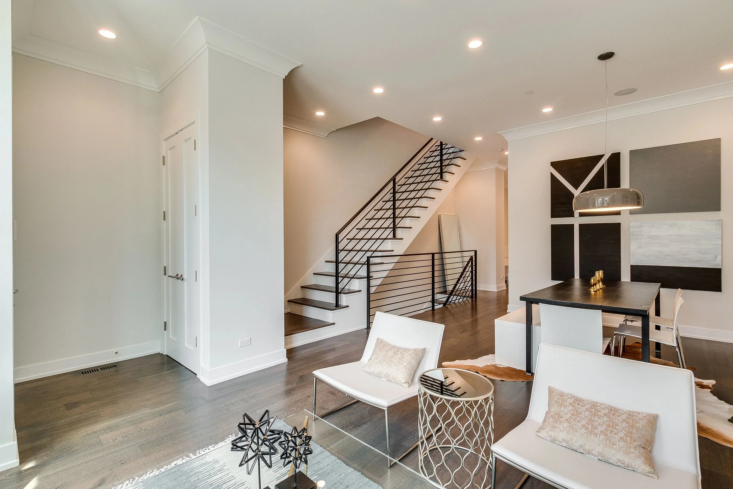 An image of 2042 W Webster | Stratum Builders