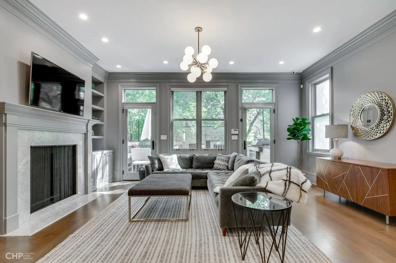 An image of 2051 w evergreen | Stratum Builders