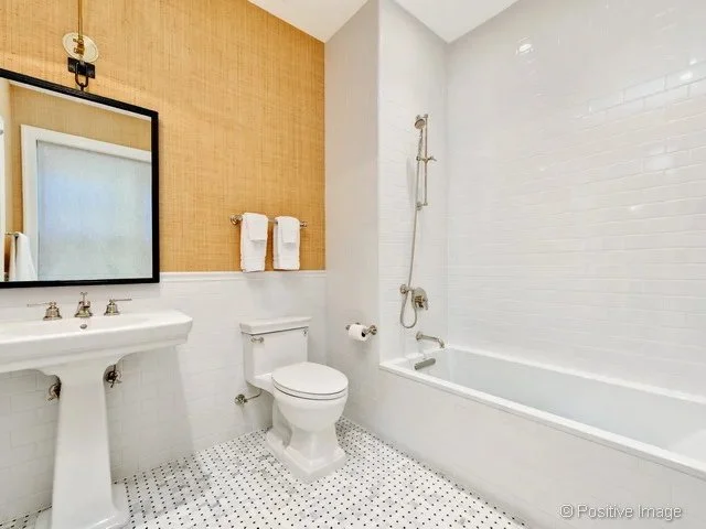 An image of 23 E Scott | Stratum Builders