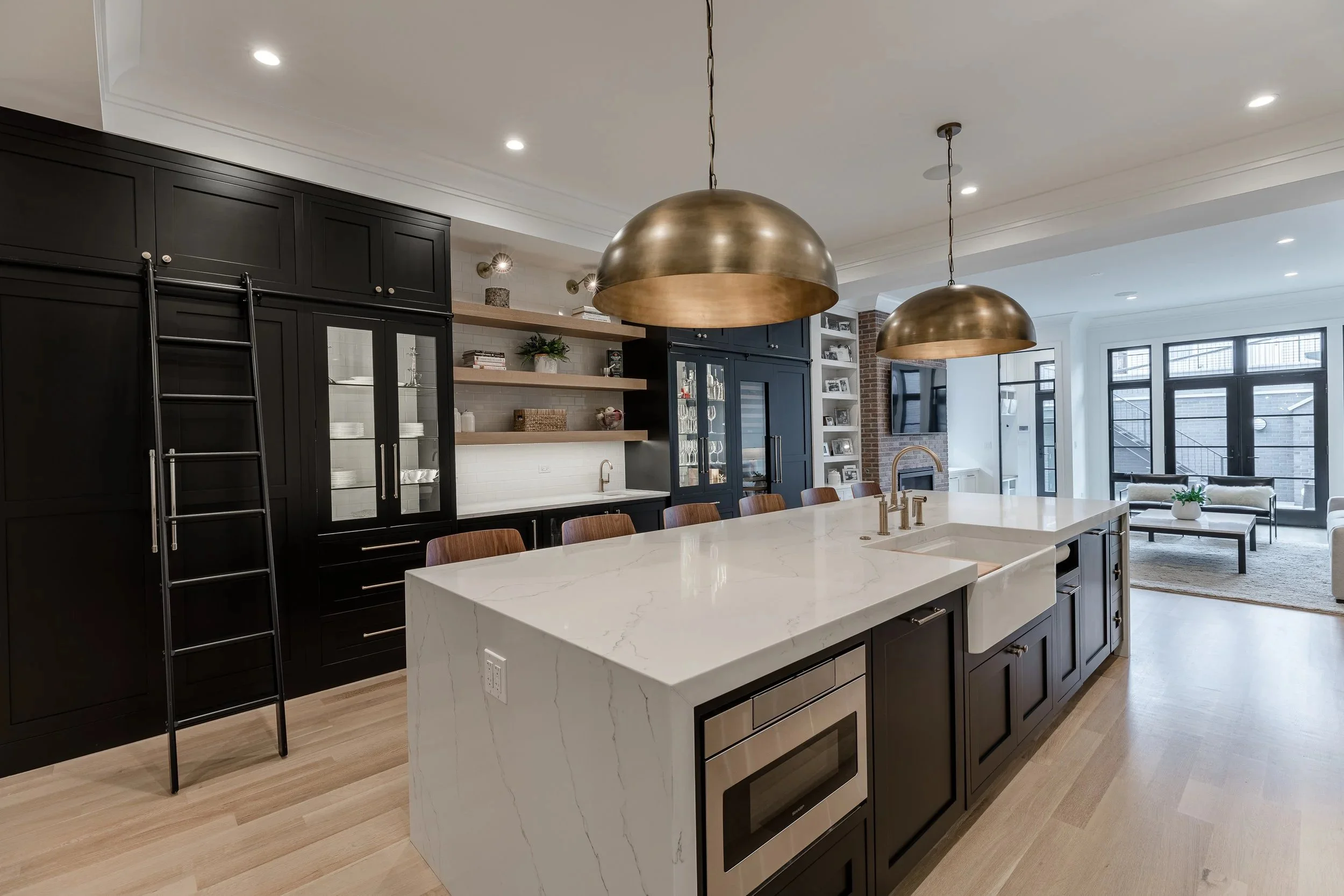 An an image of 1835 N honore | Stratum Builders