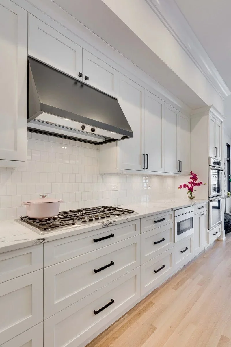 An image of 2420 W Huron | Stratum Builders