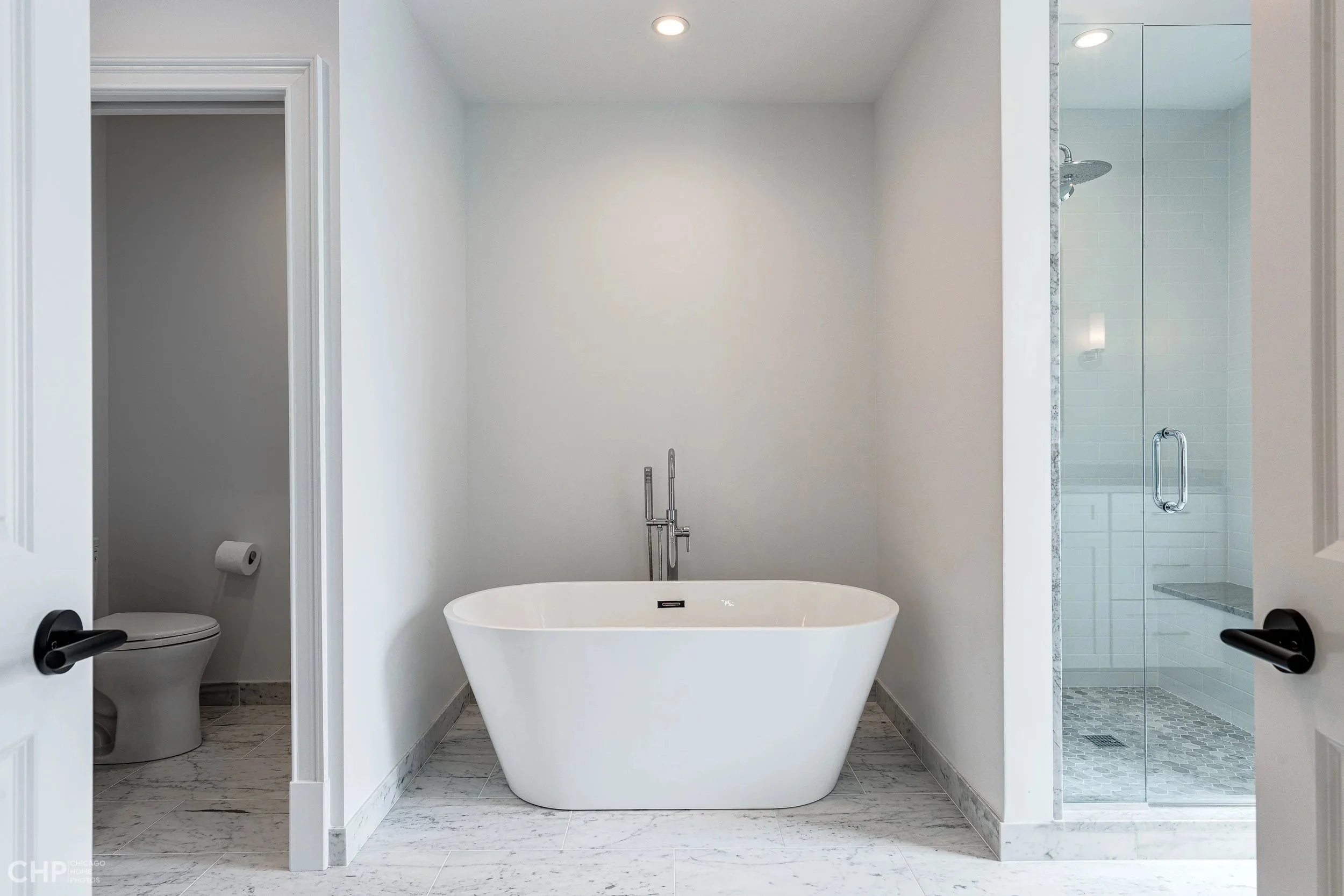 An image of 3718 n kildare | Stratum Builders