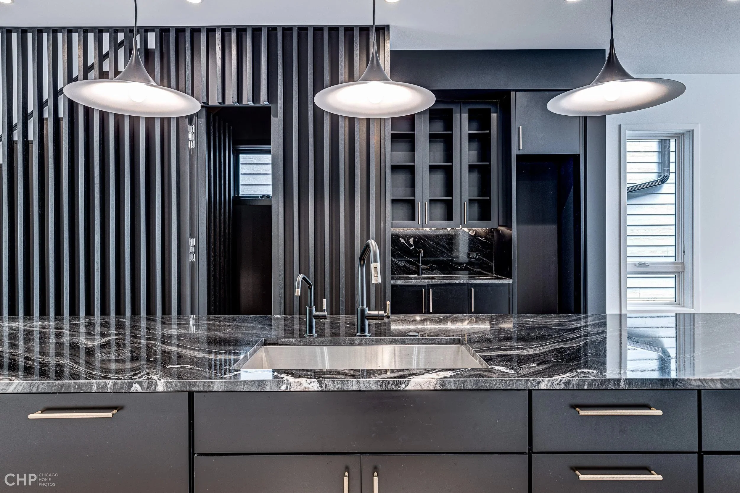 Custom residential kitchen renovation by Stratum Builders in Chicago