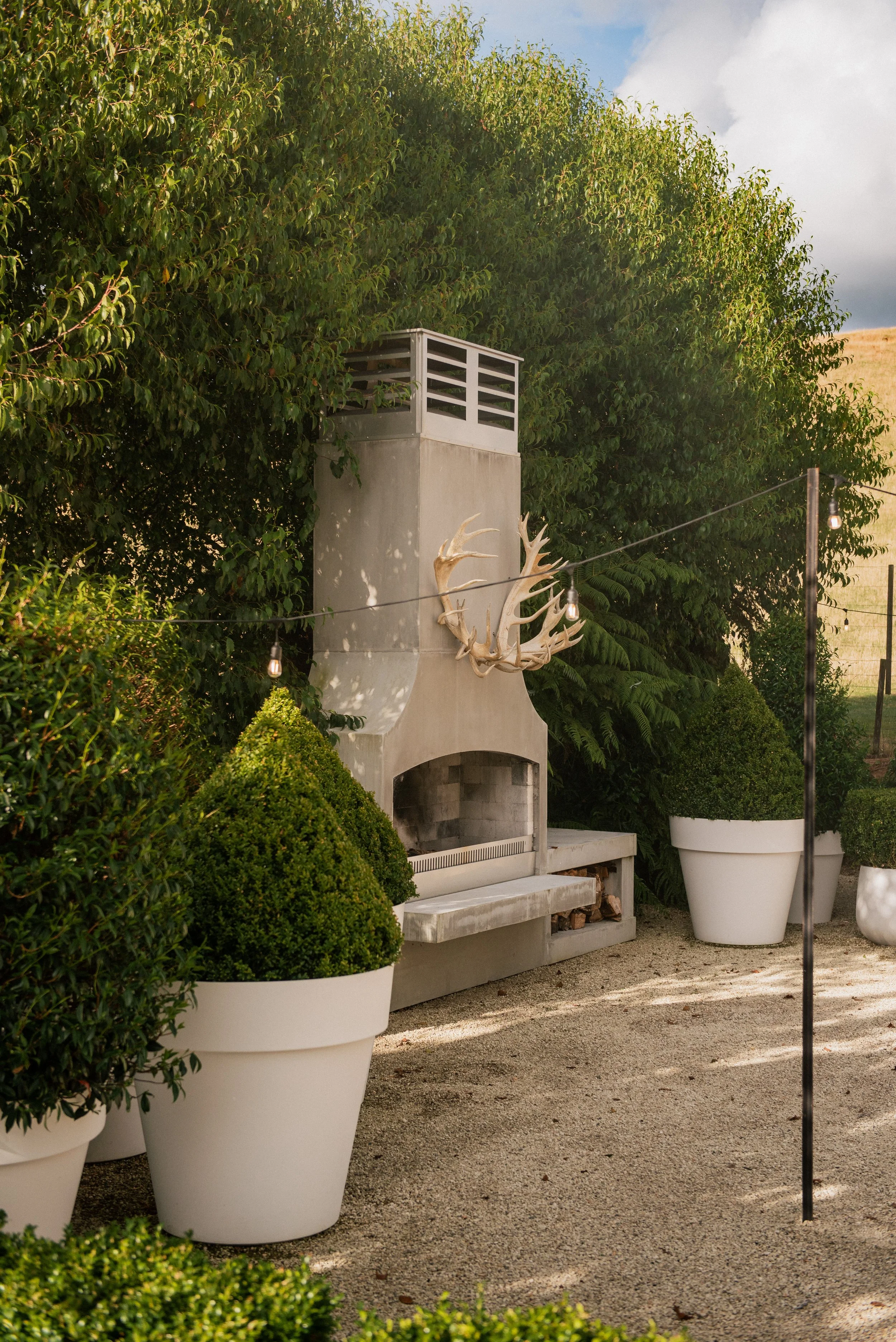 Wedding and elopement photography Melbourne. Wedding photographer Melbourne. Professional wedding photographer Melbourne. Top wedding photographer MELBOURNE. Editorial wedding photographer. Documentary wedding photographer.