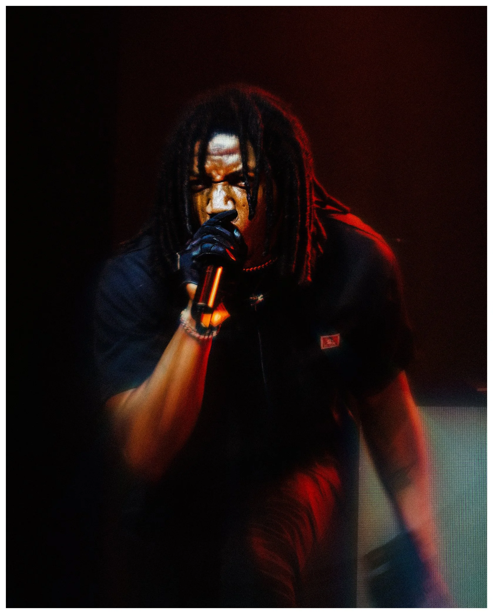 Person holding microphone_260826205807.jpg