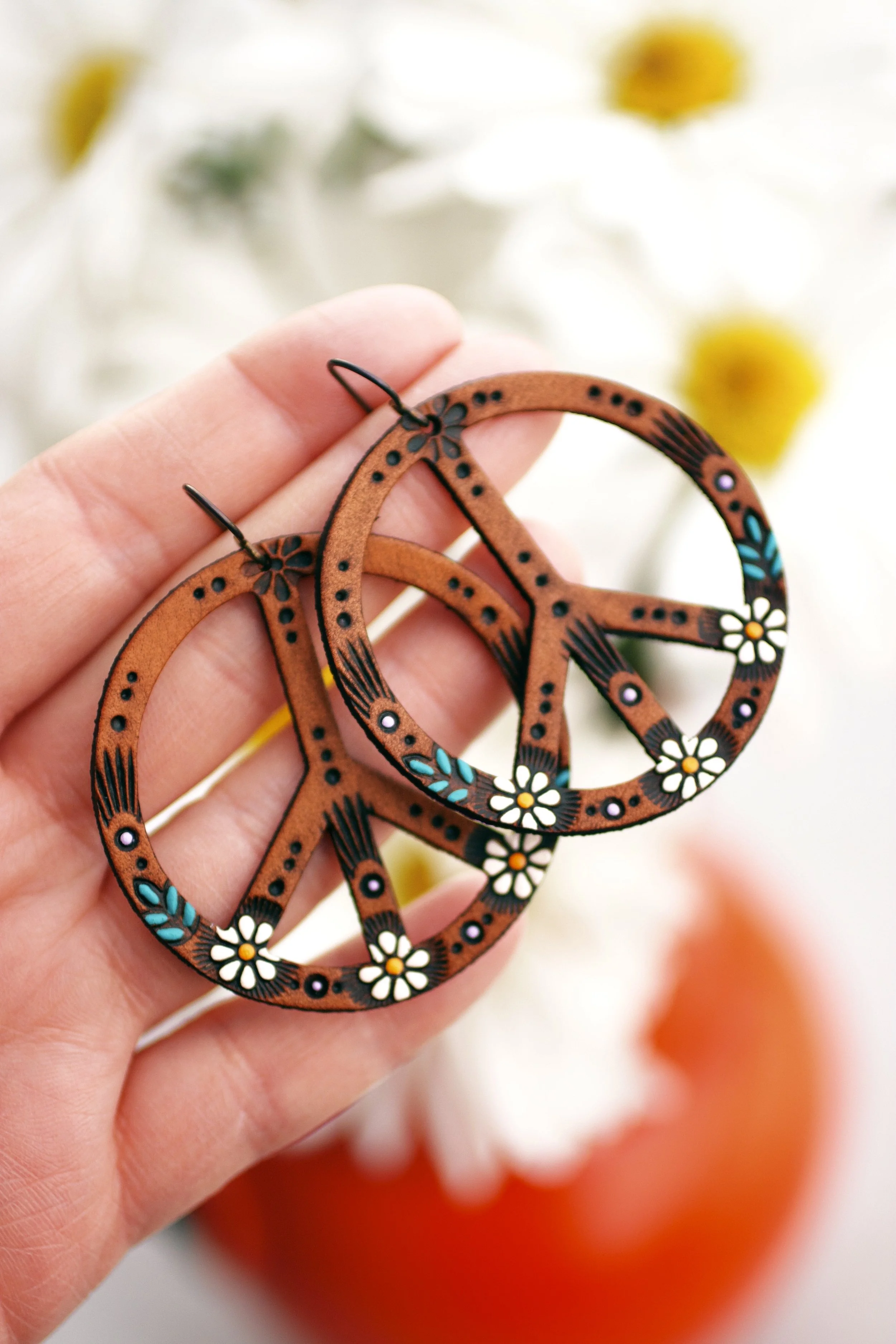 Classic Daisy Peace Sign Earrings