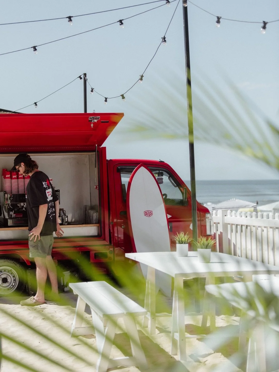 On the ground at the @noosa_festival_of_surfing for @coffee_supreme_au ☕️

We captured their live activation, translating their vision into a full scale content rollout. From sourcing talent to producing high impact imagery and dynamic video, our tea