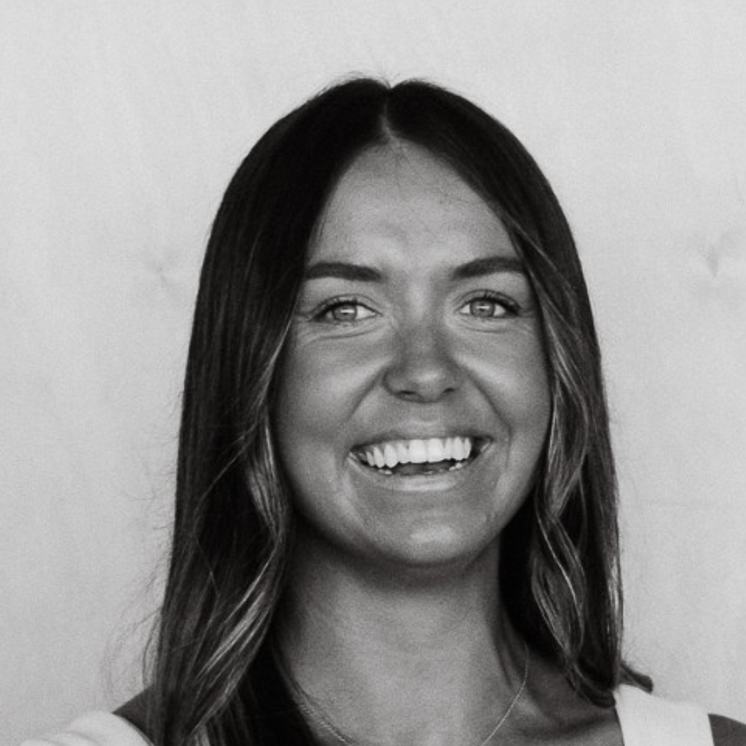 Black and white photo of MADDY MOFFAT. Marketing Executive of BRANDID MEDIA GROUP
