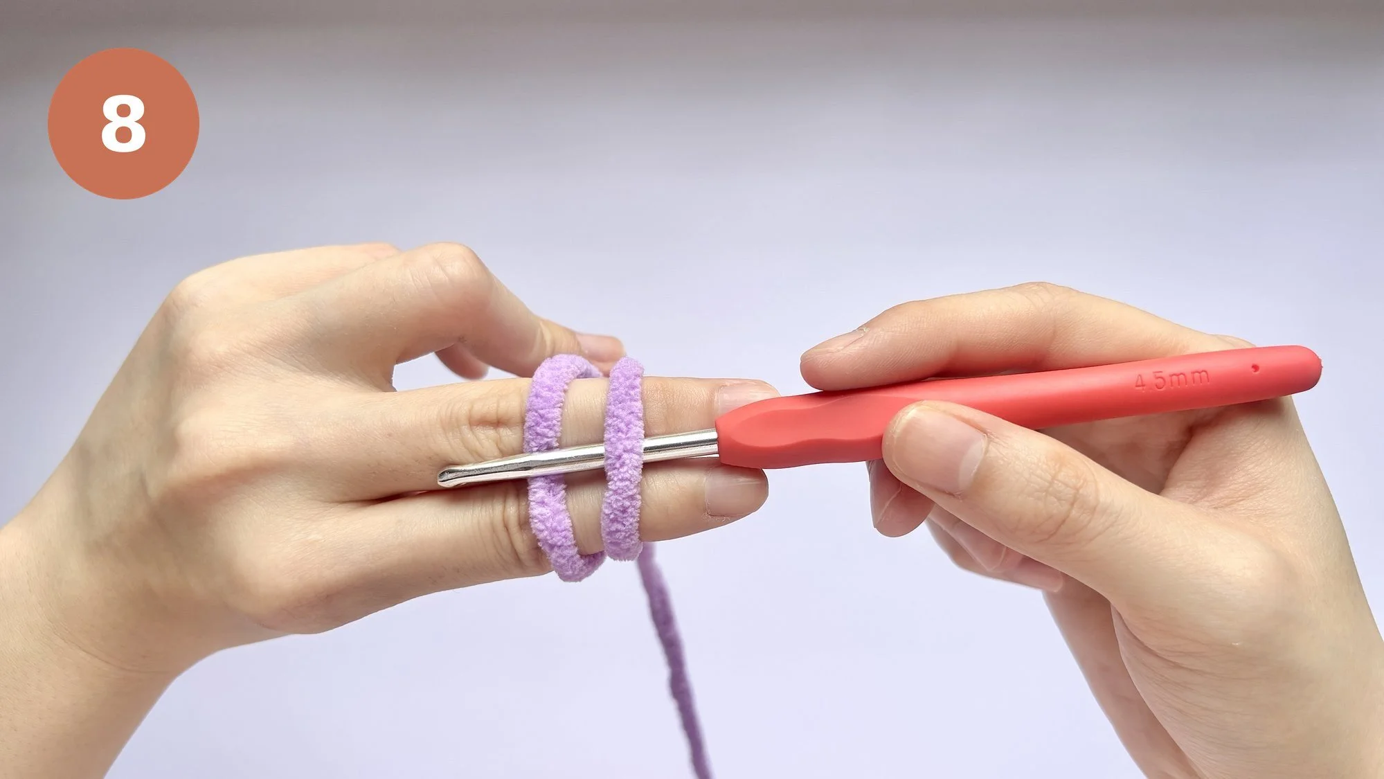 pip-the-penguin-crochet-magic-ring-08.jpg