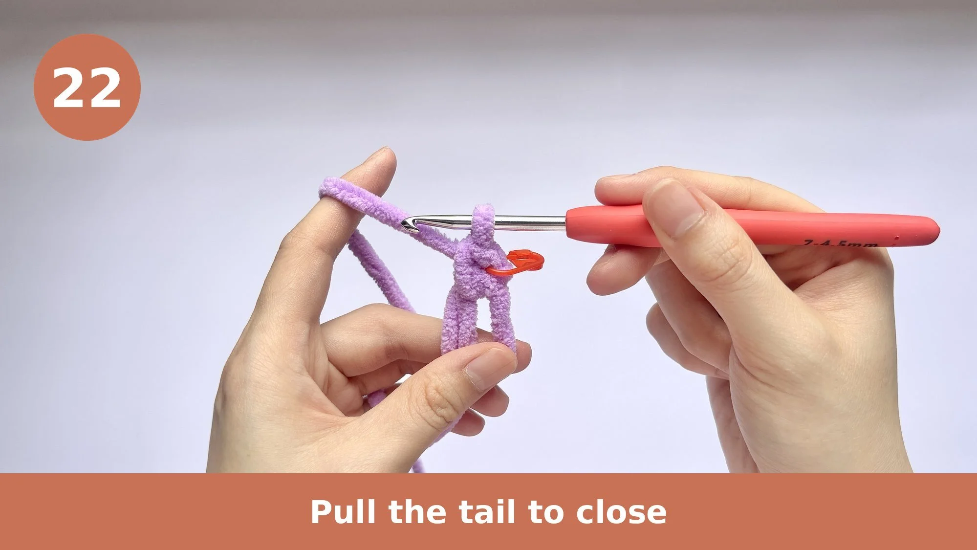 pip-the-penguin-crochet-magic-ring-22-close-the-ring.jpg