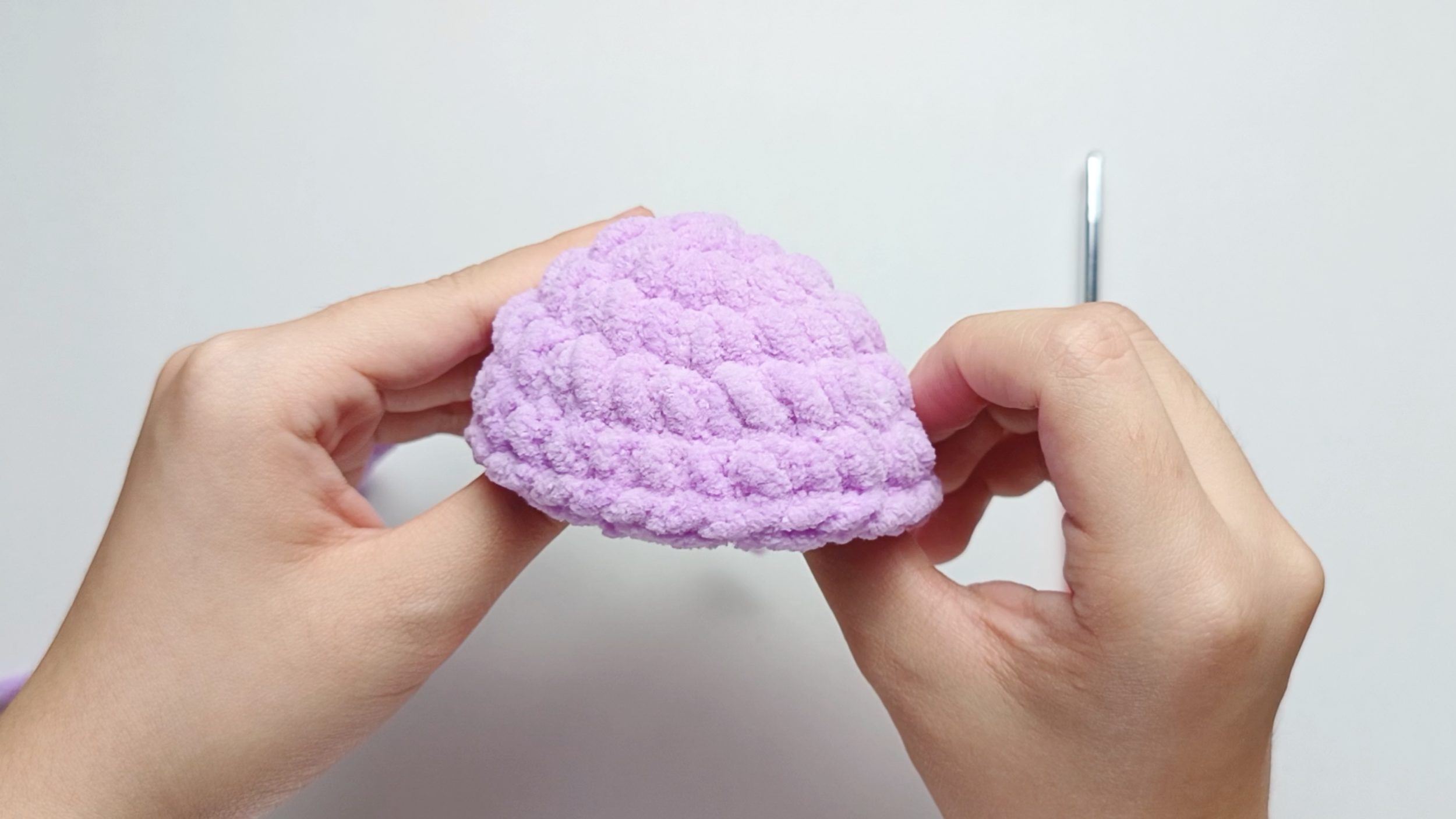 Make all your stitches: Crochet 1 single crochet (sc) in each stitch around. There should be 28 stitches in total.