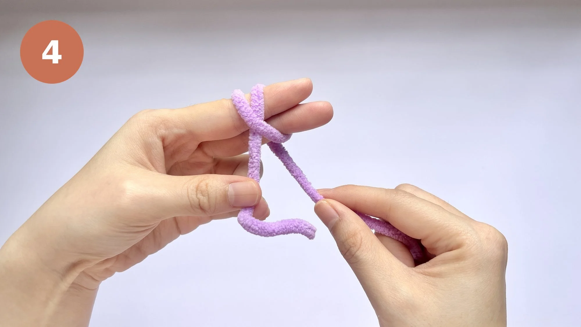 pip-the-penguin-crochet-magic-ring-04.jpg