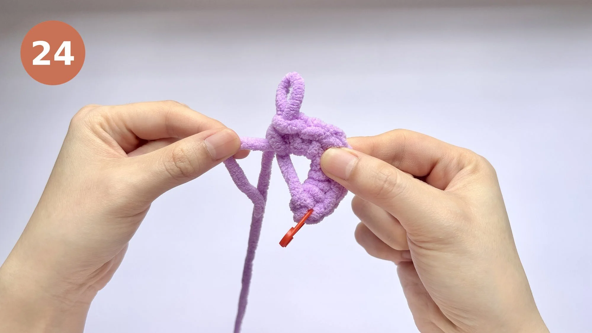 pip-the-penguin-crochet-magic-ring-24.jpg