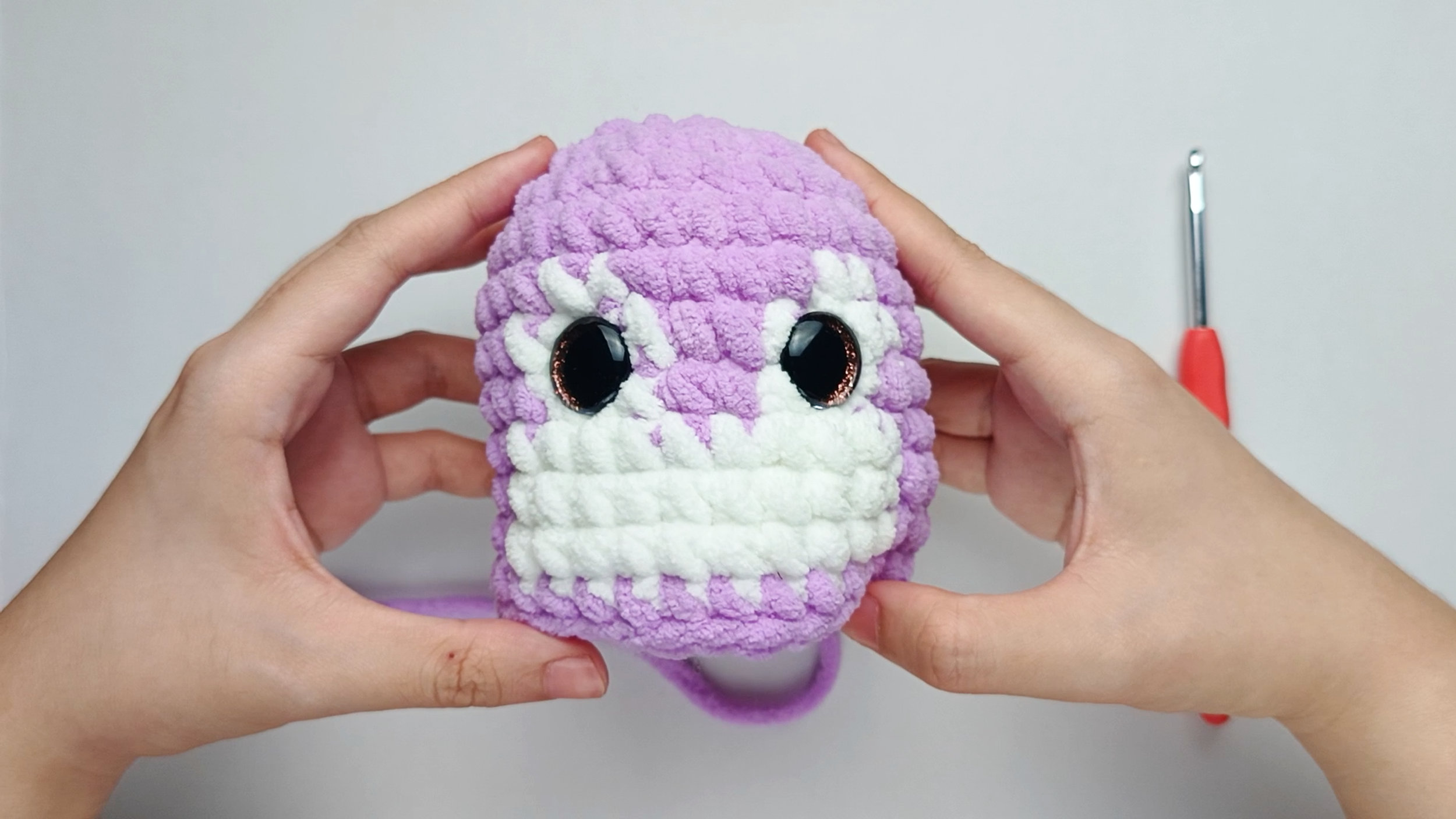 Stuffed Body: The Body should feel firm, soft, and rounded.