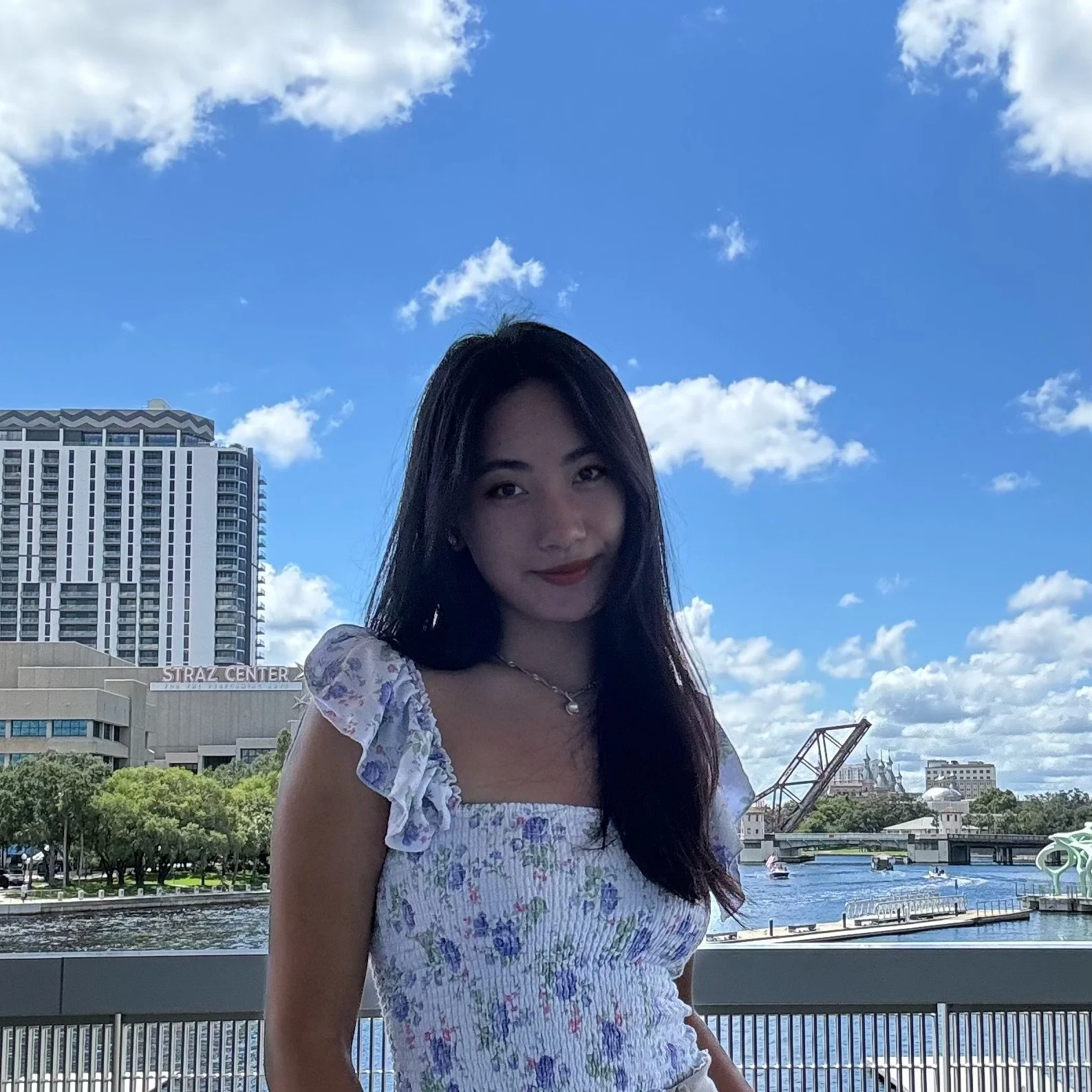 #242 Elizabeth "elyrAsáng" Dau