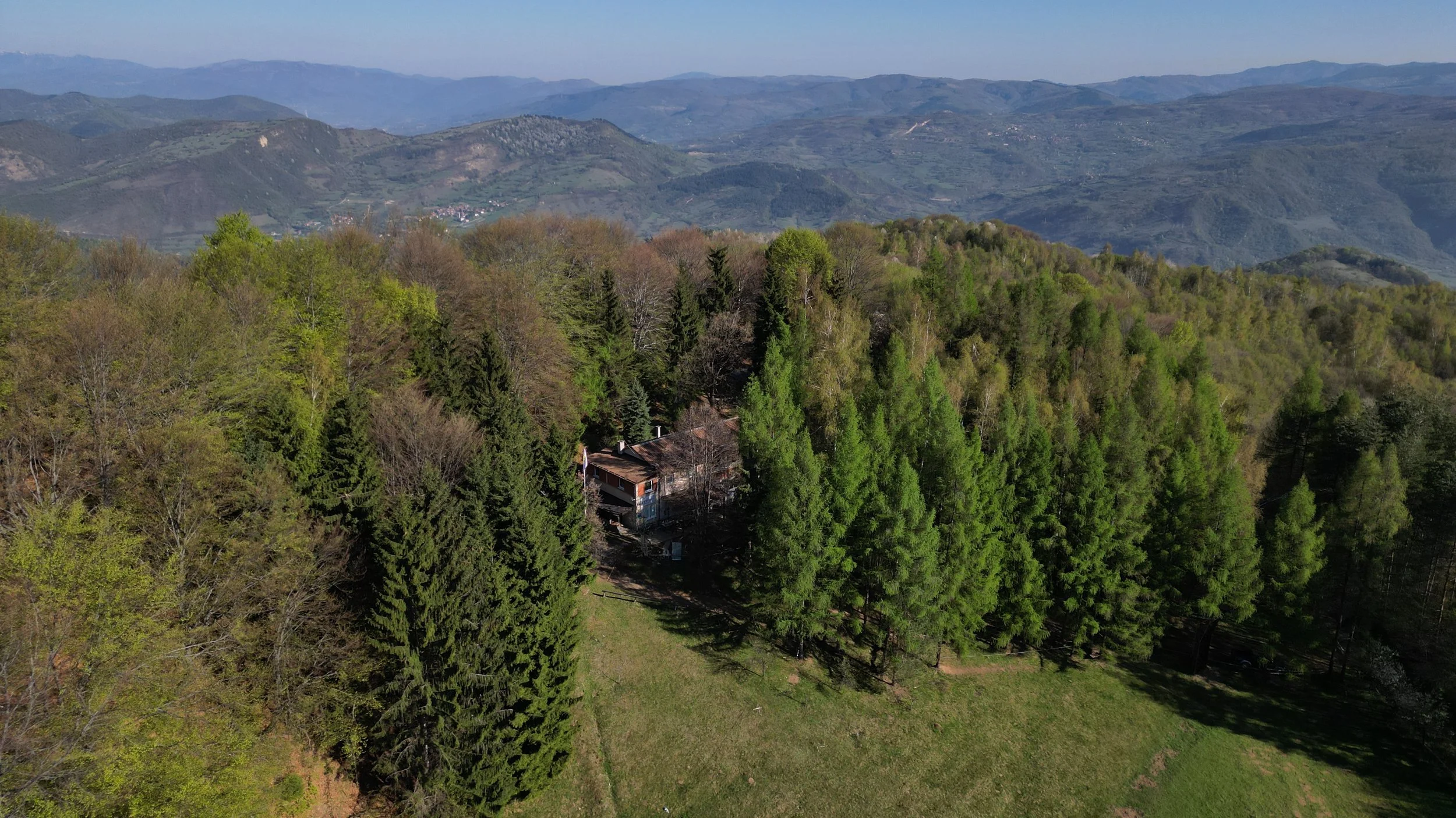 dji_fly_20260419_020006_143_1776581653478_photo.jpg