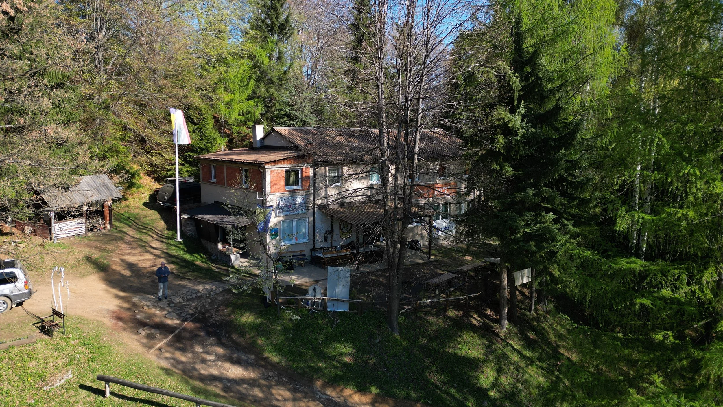 dji_fly_20260419_020224_149_1776581622710_photo.jpg