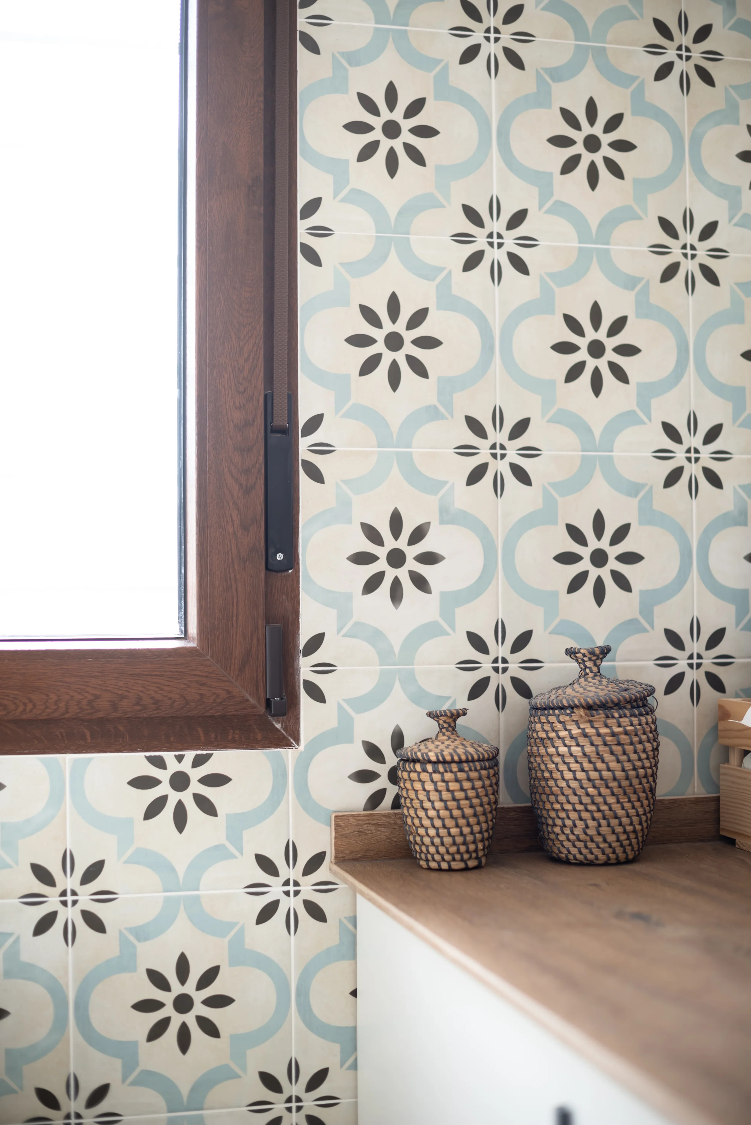 esvibar-arquitectes-villa-marisa-azulejos-mediterraneos-vivienda-obra-nueva-benicassim.webp