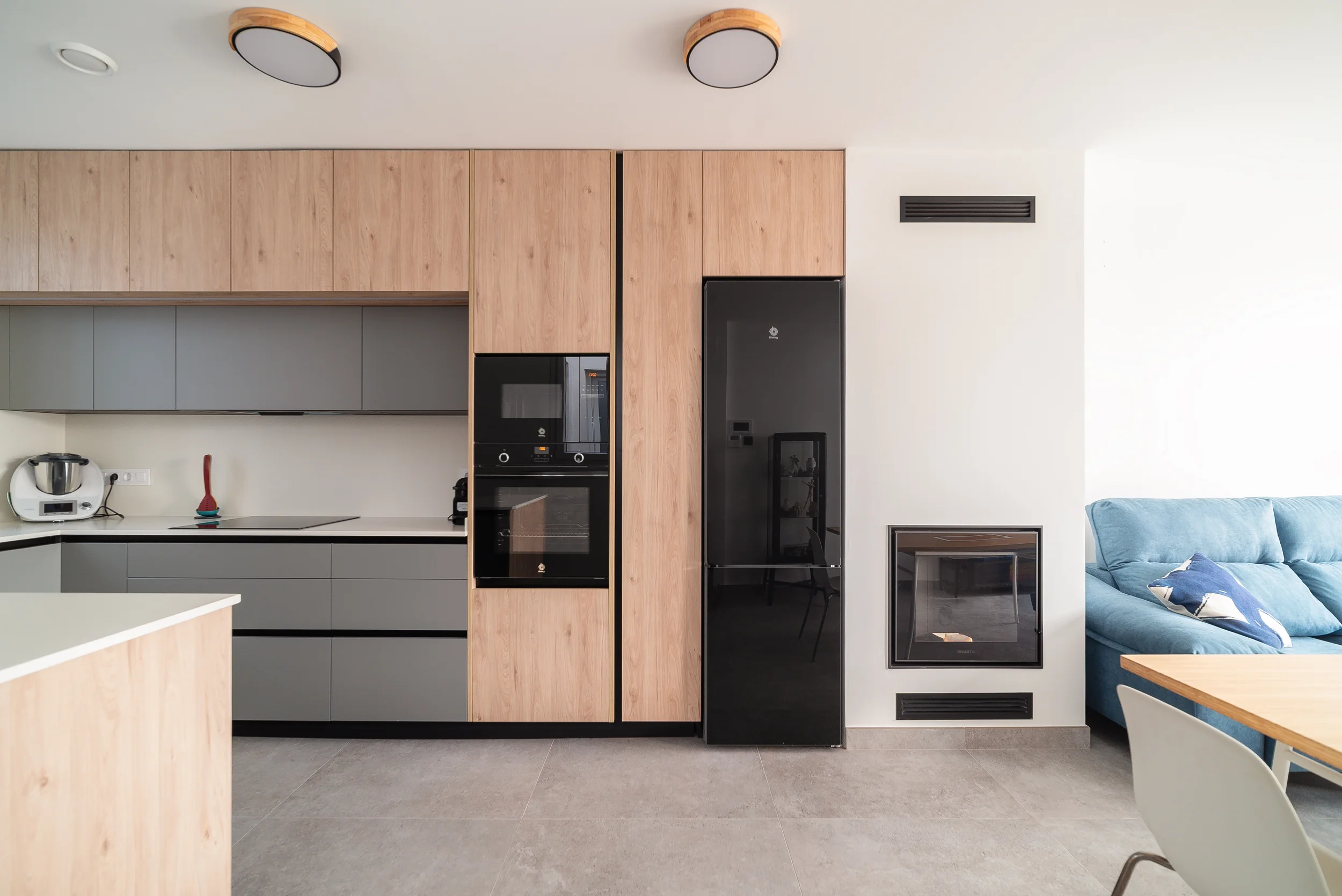 esvibar-arquitectes-casa-nupaes-cocina-moderna-vivienda-rehabilitacion-vilareal-castellon.webp
