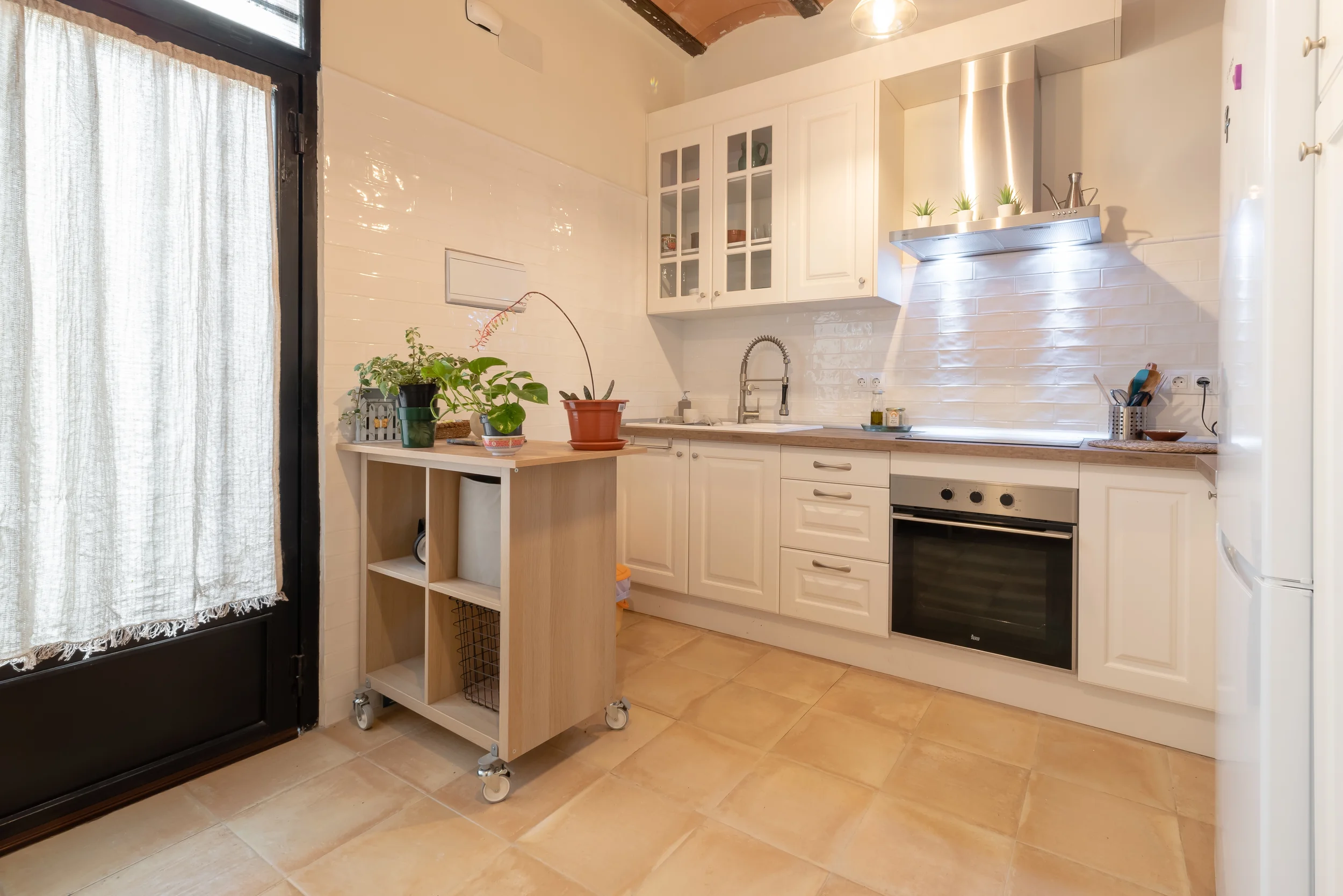 esvibar-arquitectes-lepanto-cocina-abierta-reforma-vivienda-castellon.webp