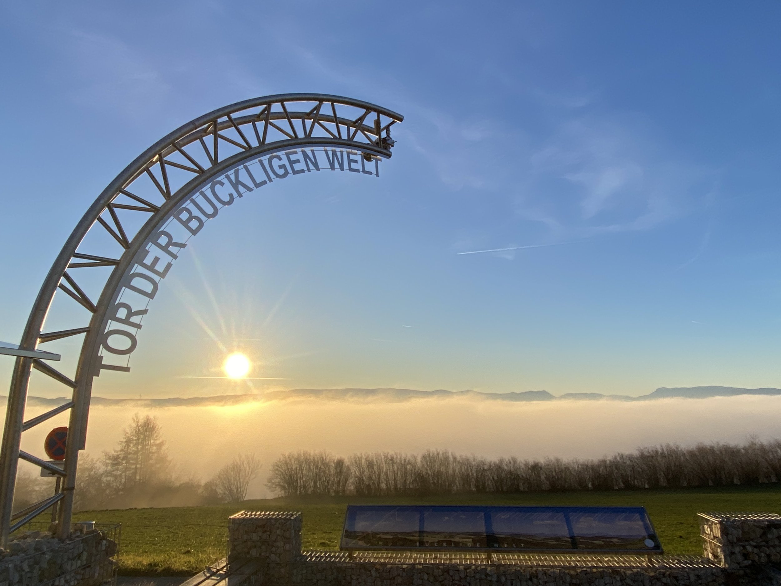 Das Tor zur buckligen Welt